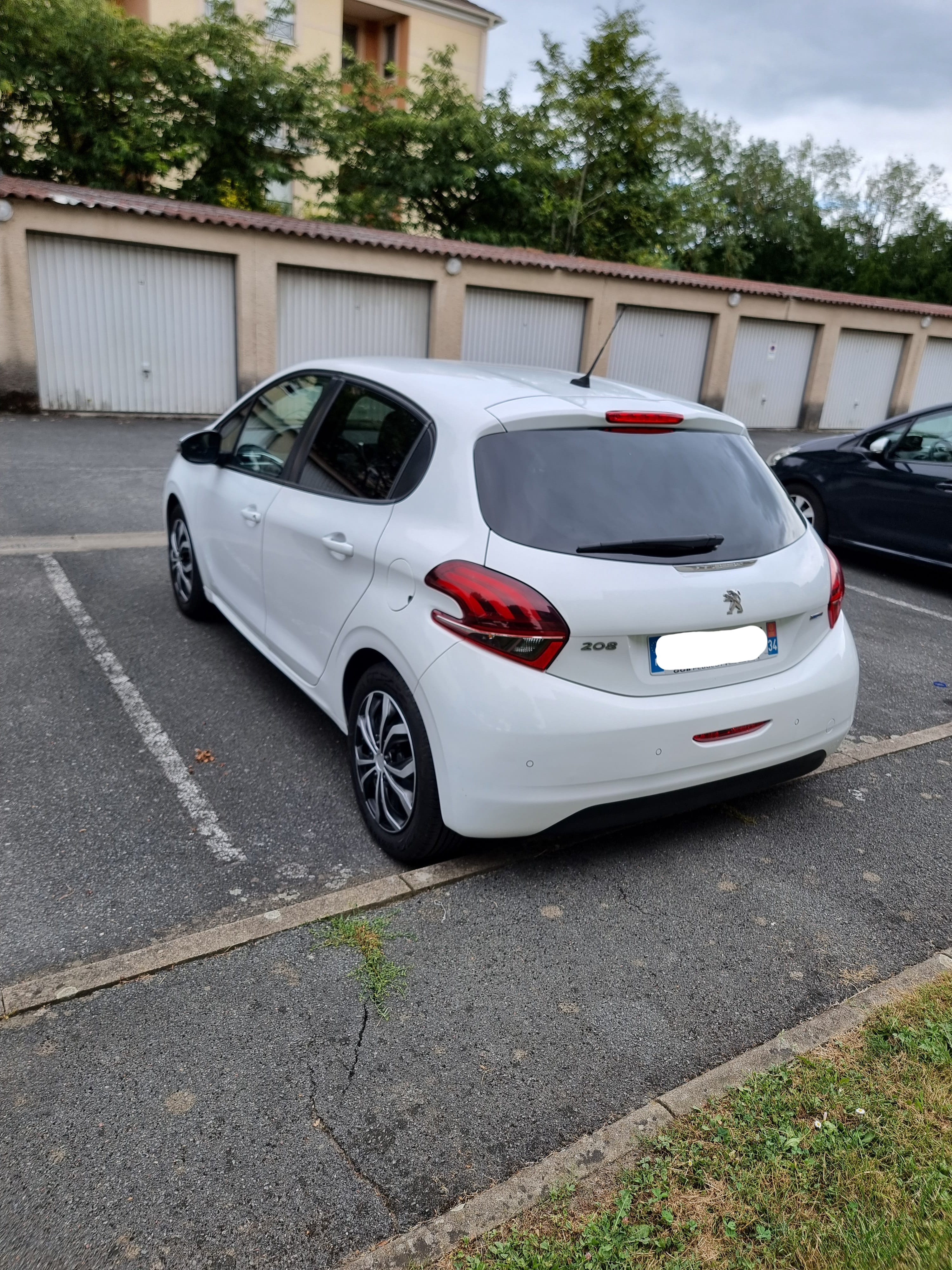 Peugeot 208 avec Régulateur de vitesse