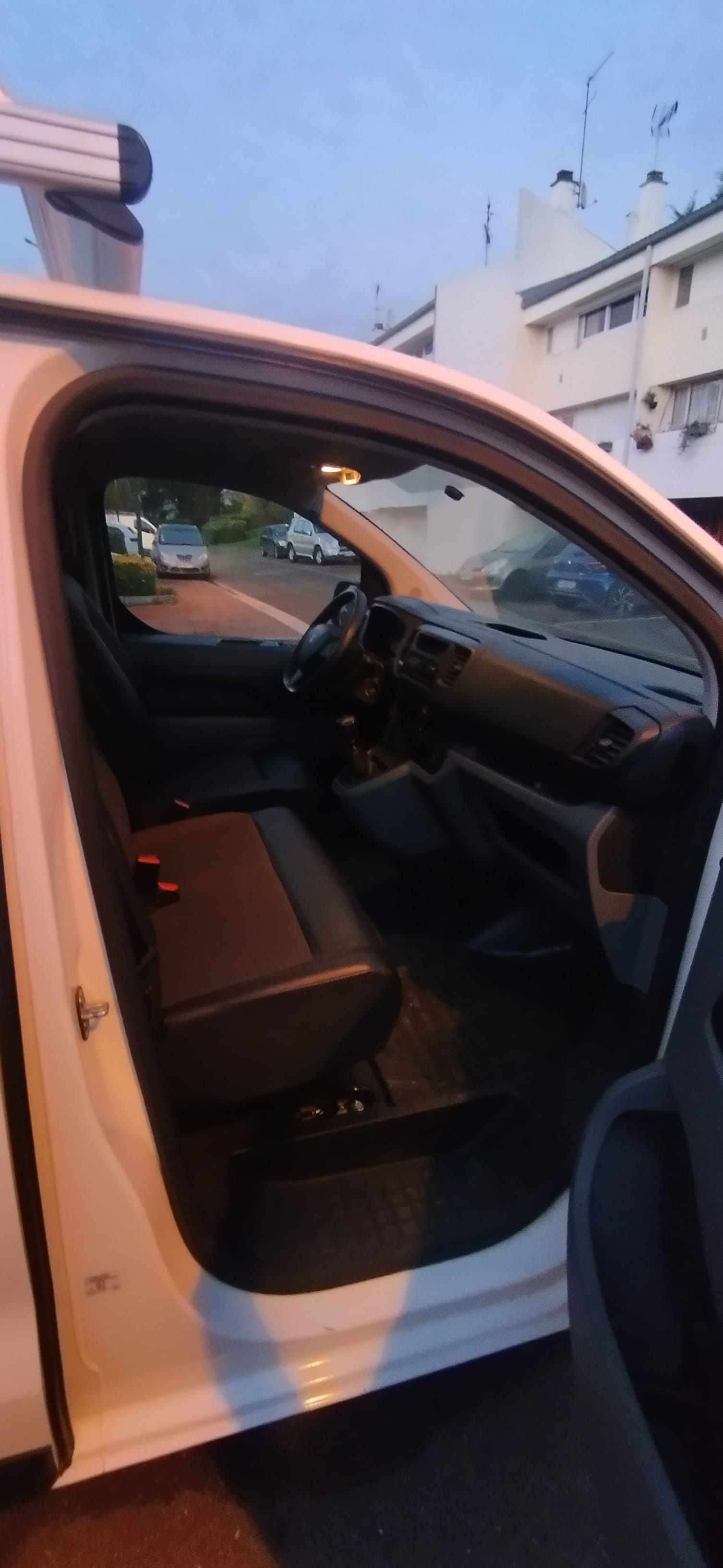 Peugeot Expert avec Audio Bluetooth