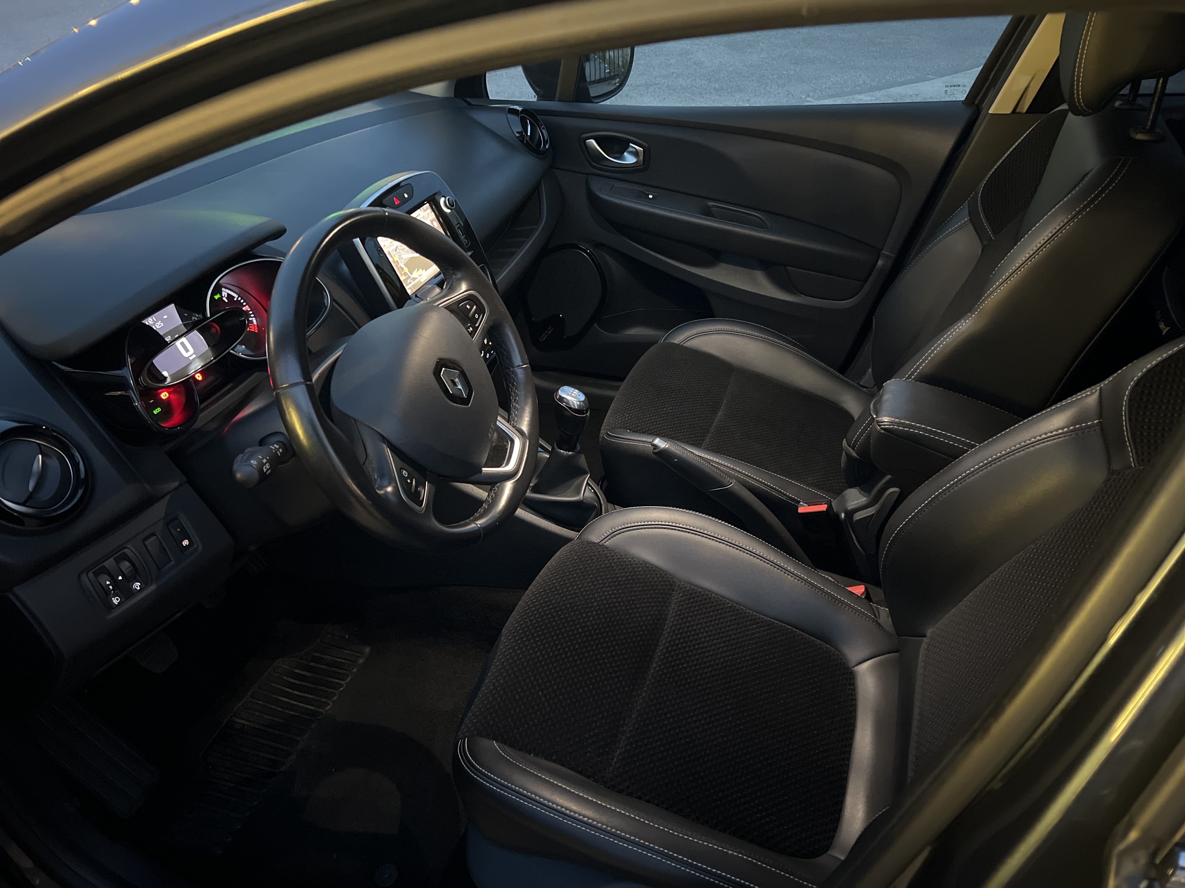 Renault Clio Estate 1.5 dci 90 avec Android Auto