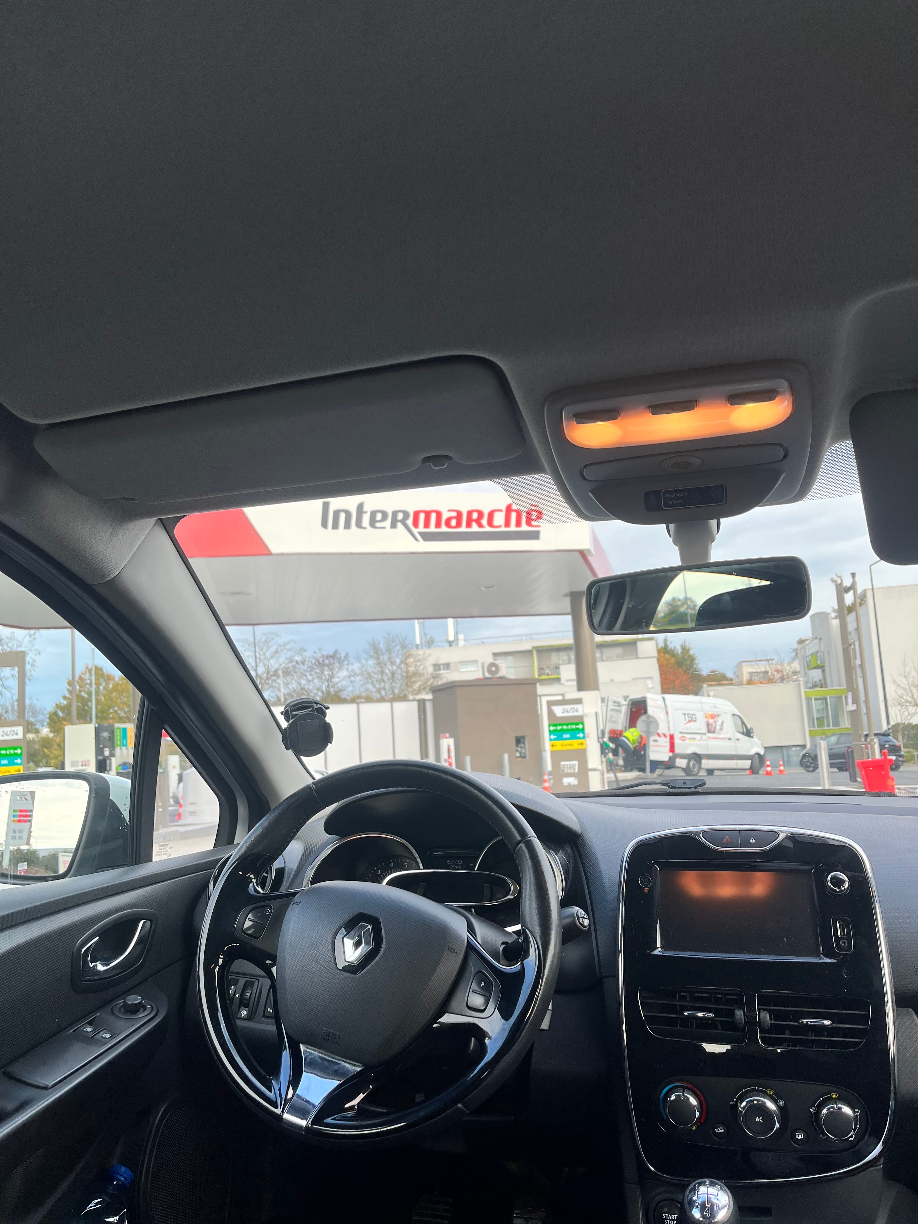 Renault Clio avec Régulateur de vitesse