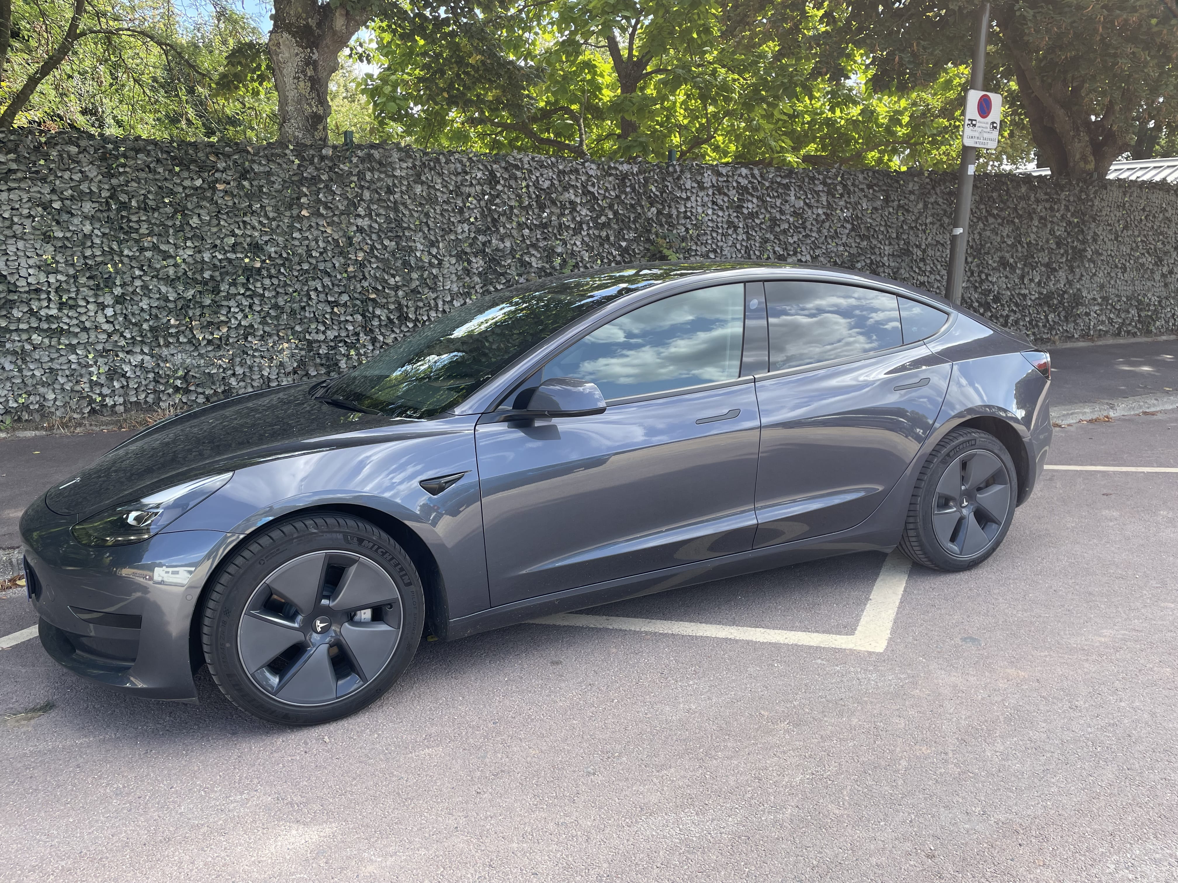 Tesla Model 3 Standard Plus avec Climatisation