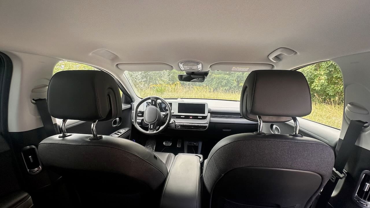 Hyundai Ioniq 5 Uniq mit Navigationsgerät