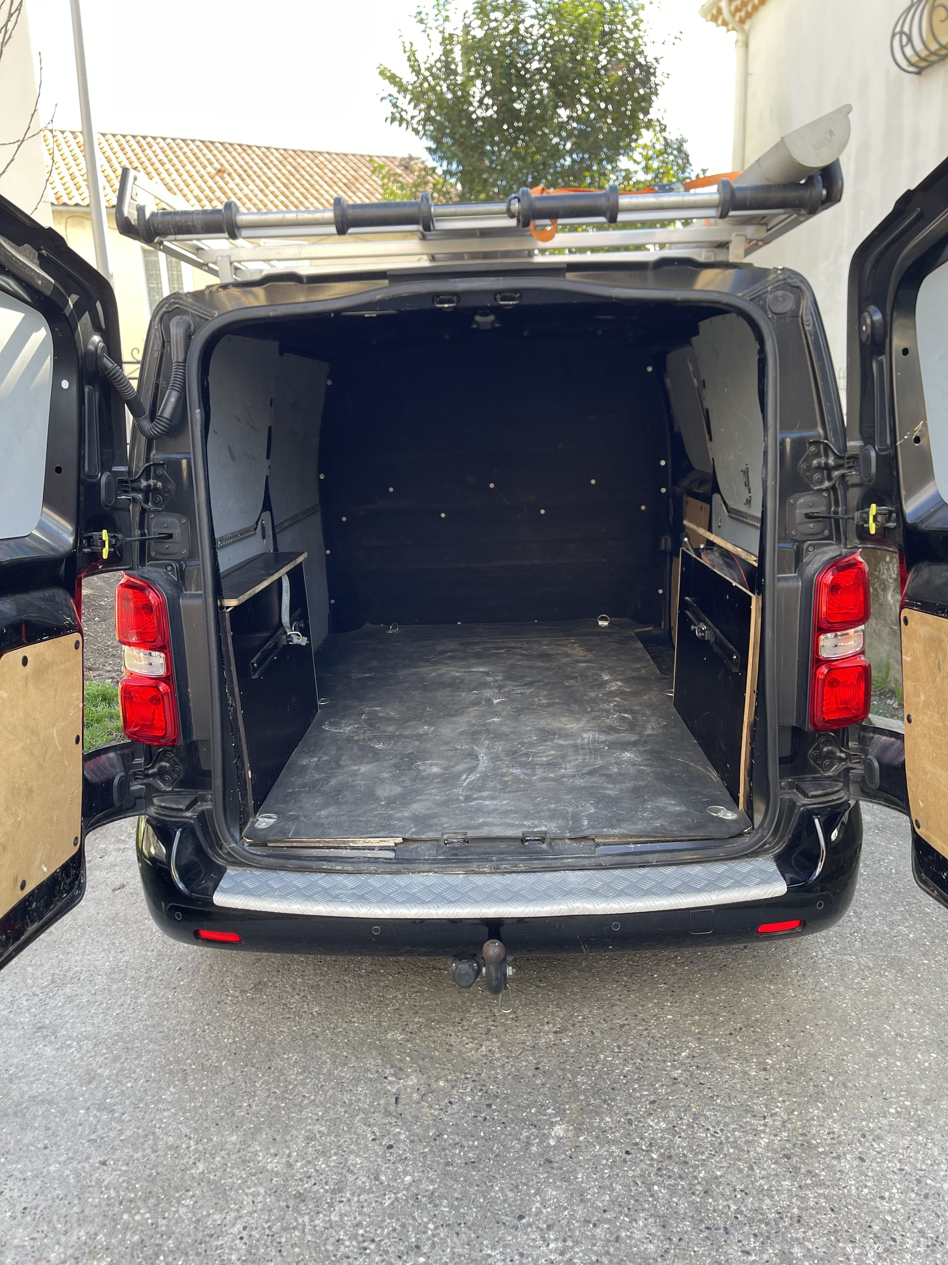 Peugeot Expert 2.0 BlueHDi 180ch Premium Pack avec Audio Bluetooth