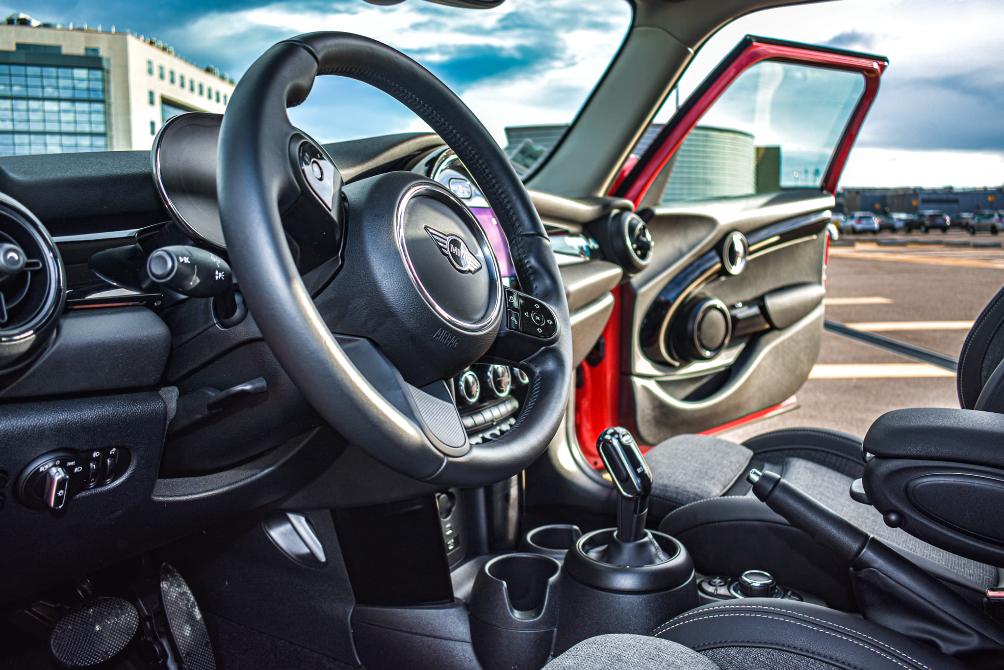 Mini One 5 Portes avec Entrée audio / iPod