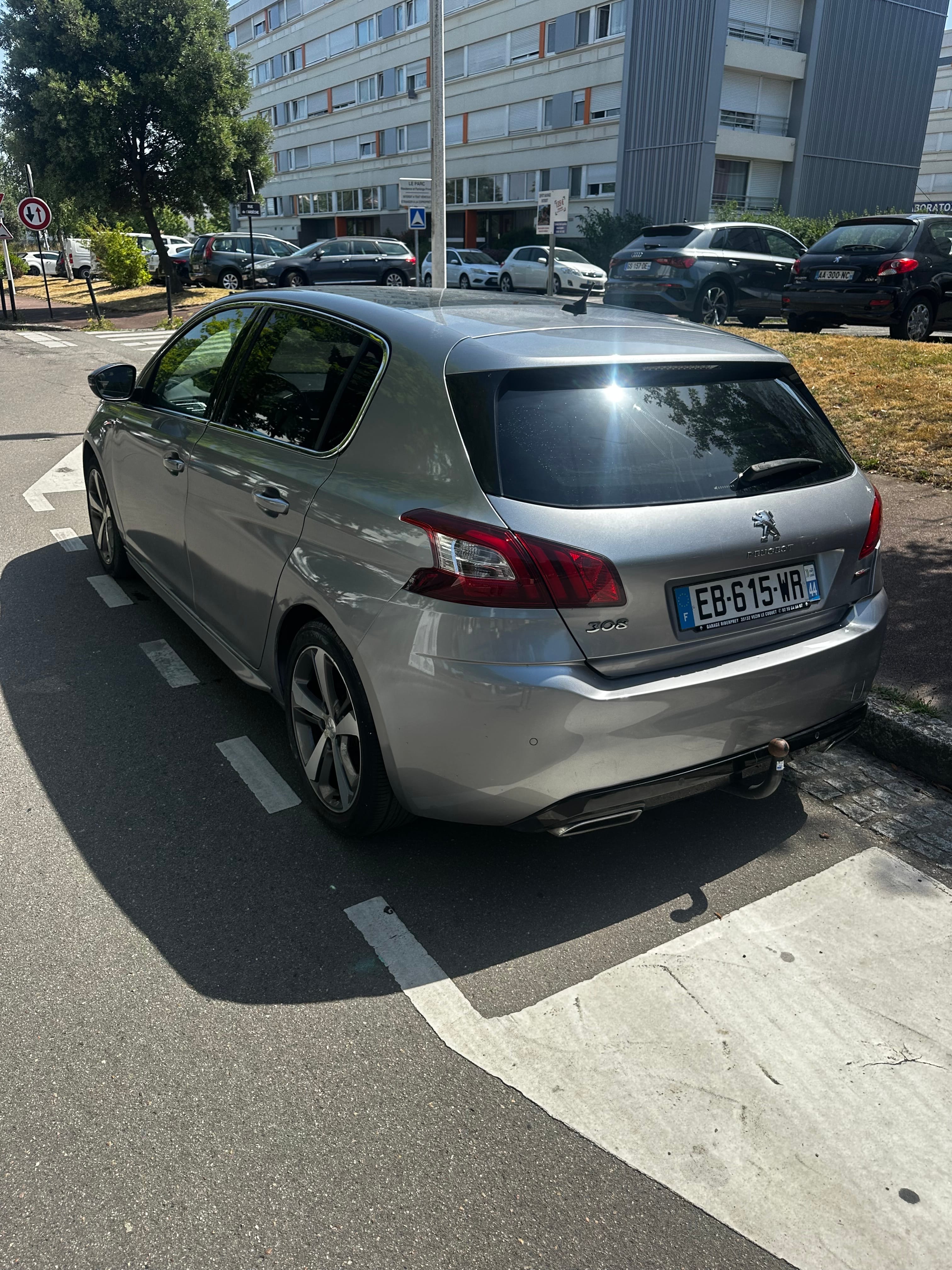Peugeot 308 avec Caméra de recul