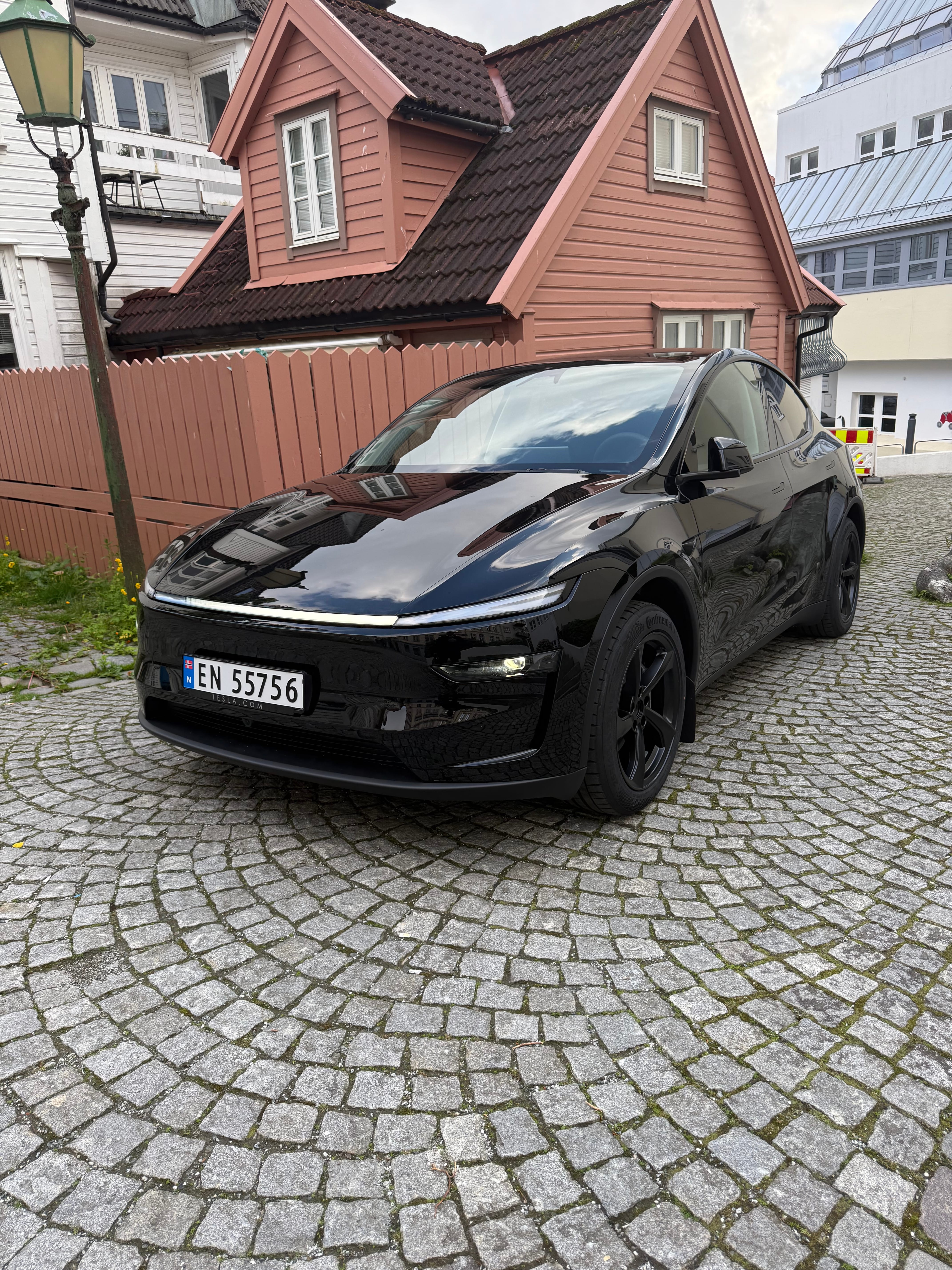 Tesla Model Y Long Range, 2025, Elektrisk, automatisk