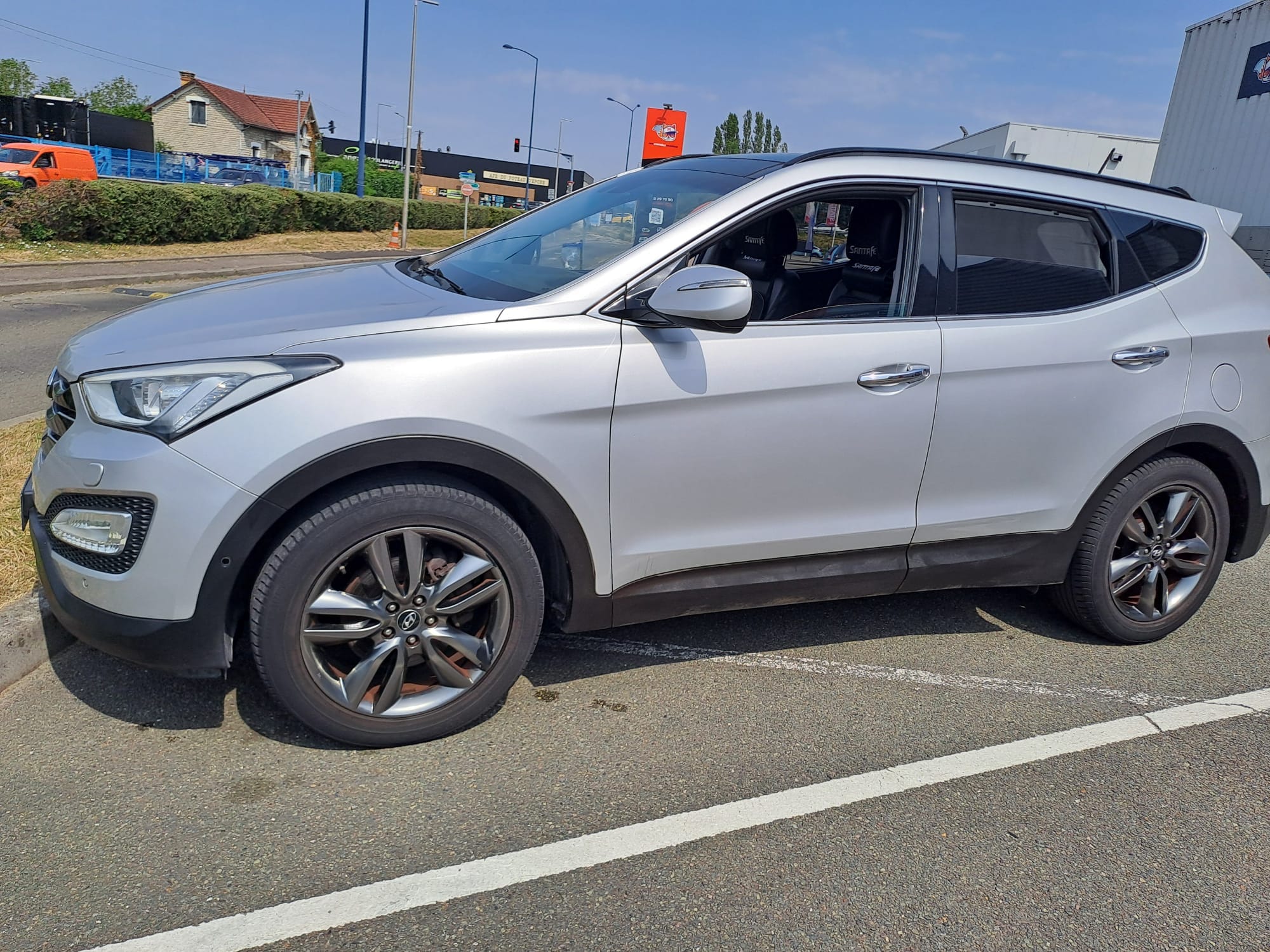 Hyundai Santa Fe avec Climatisation