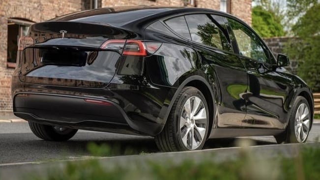 Tesla Model Y with Air conditioning