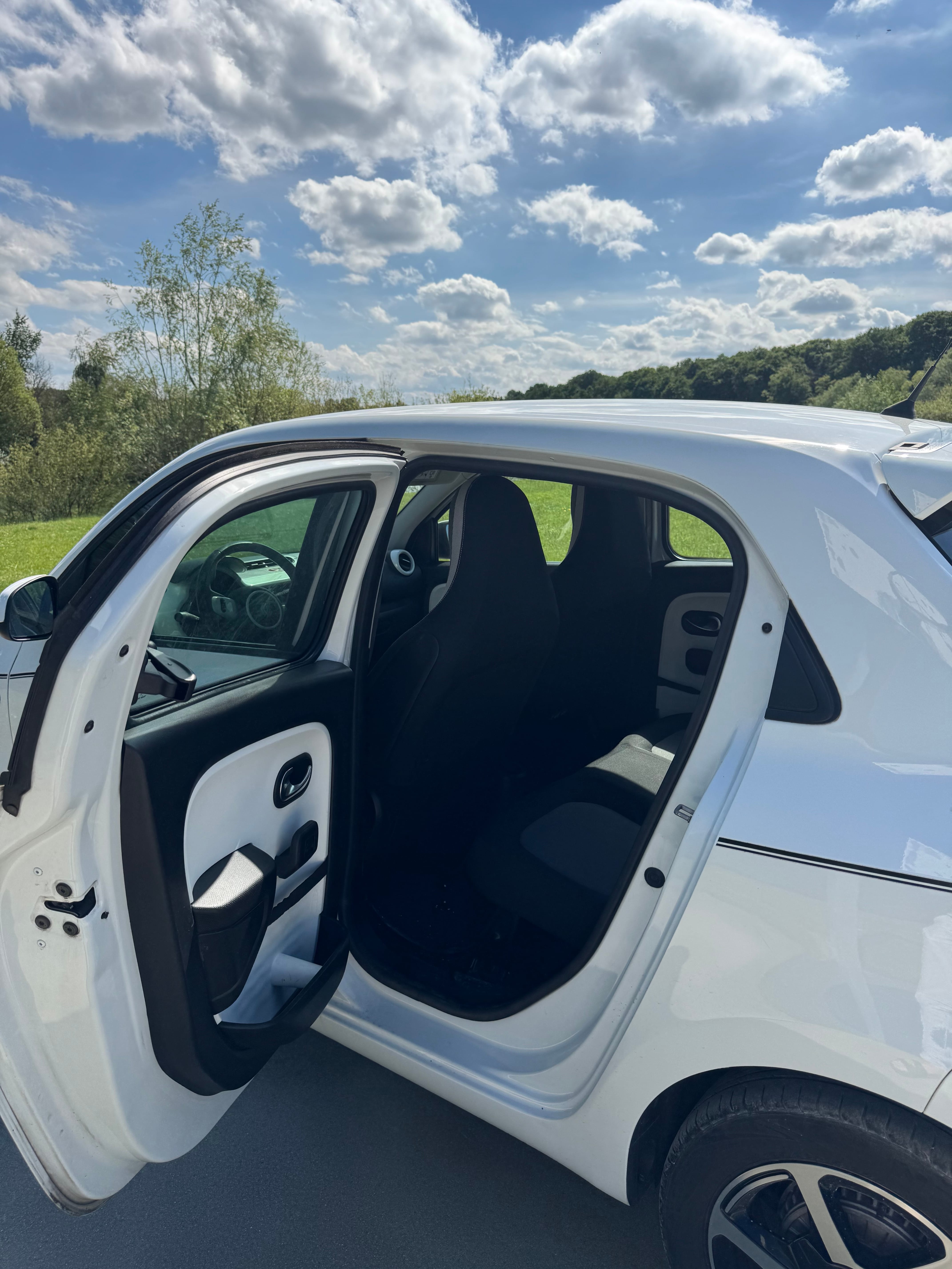 Renault Twingo III 0.9 tce 90 avec Audio Bluetooth