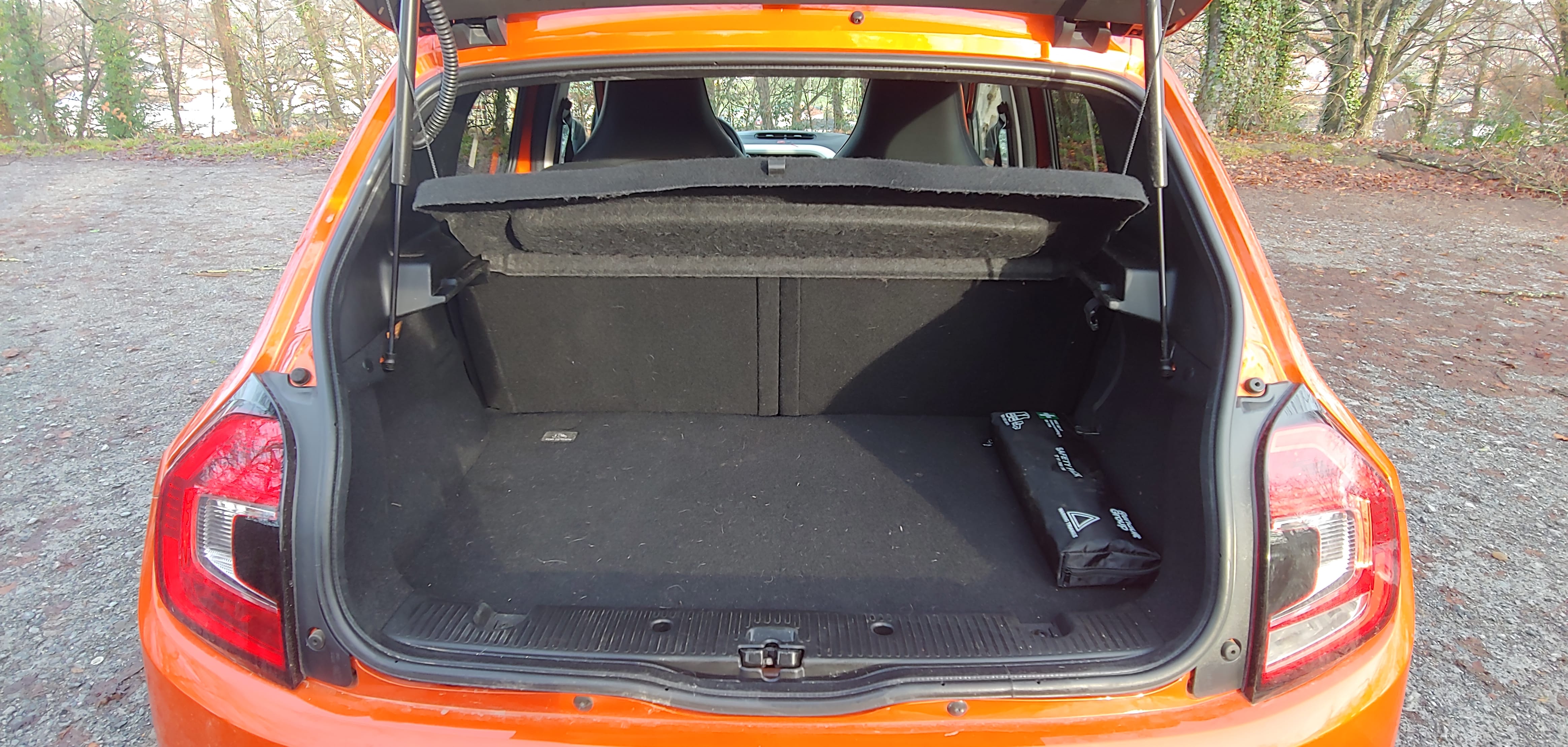 Renault Twingo E-Tech avec Entrée audio / iPod