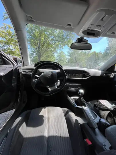 Peugeot 308 avec GPS