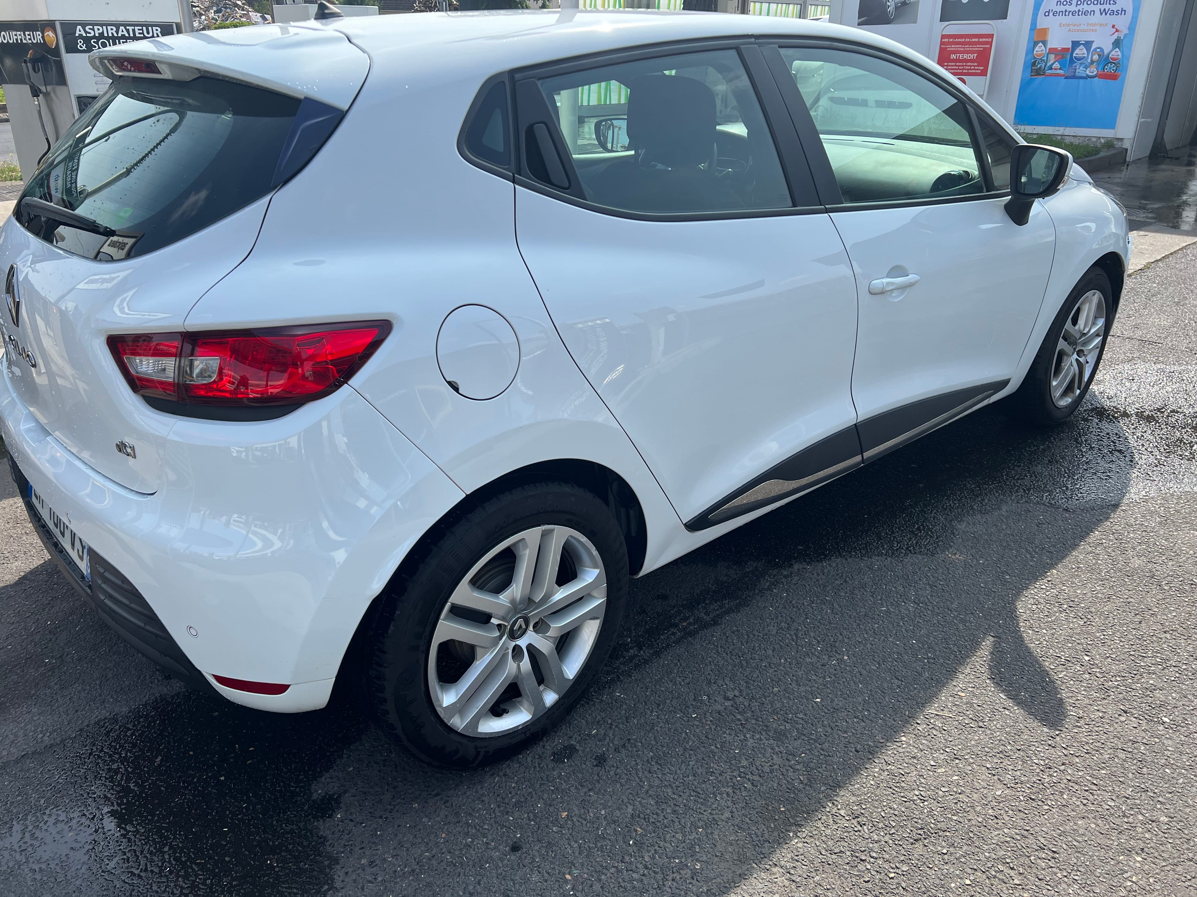 Renault Clio avec Climatisation