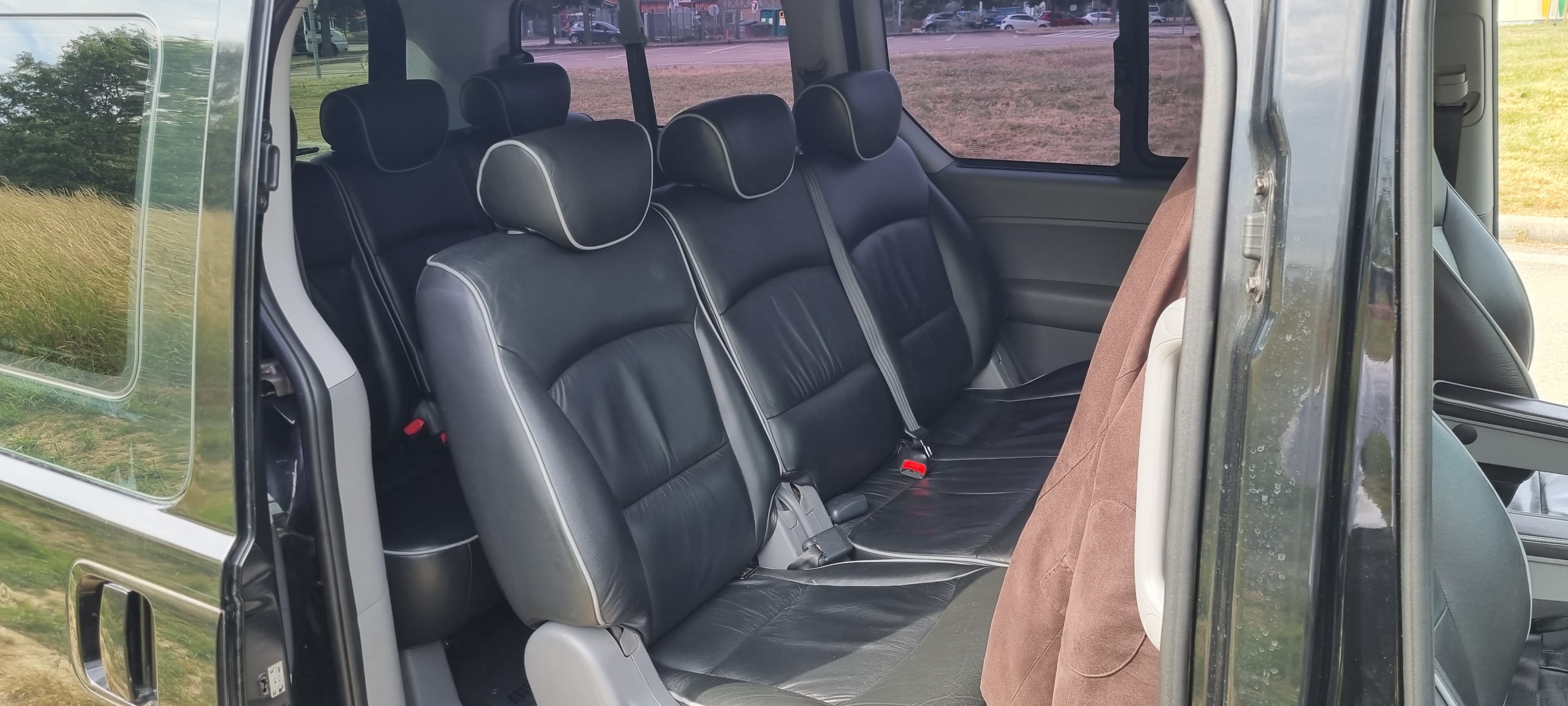 Hyundai H-1 Van GARE SNCF 8 places avec Pneus neige