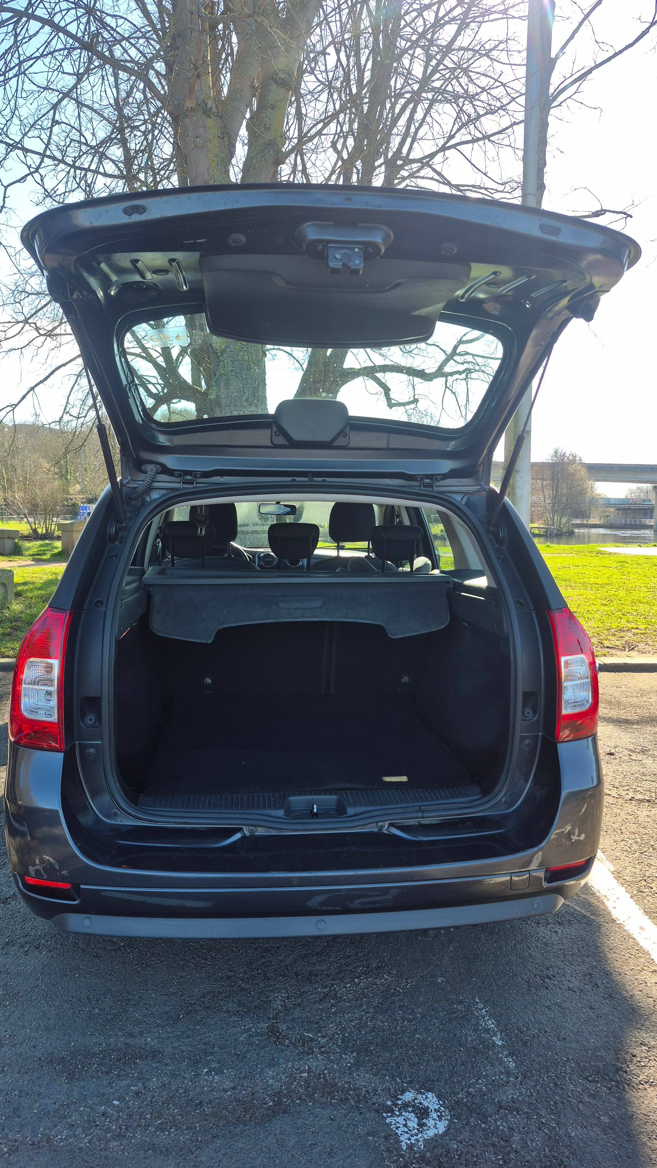 Dacia Logan MCV Sce 75 Lauréate avec Régulateur de vitesse