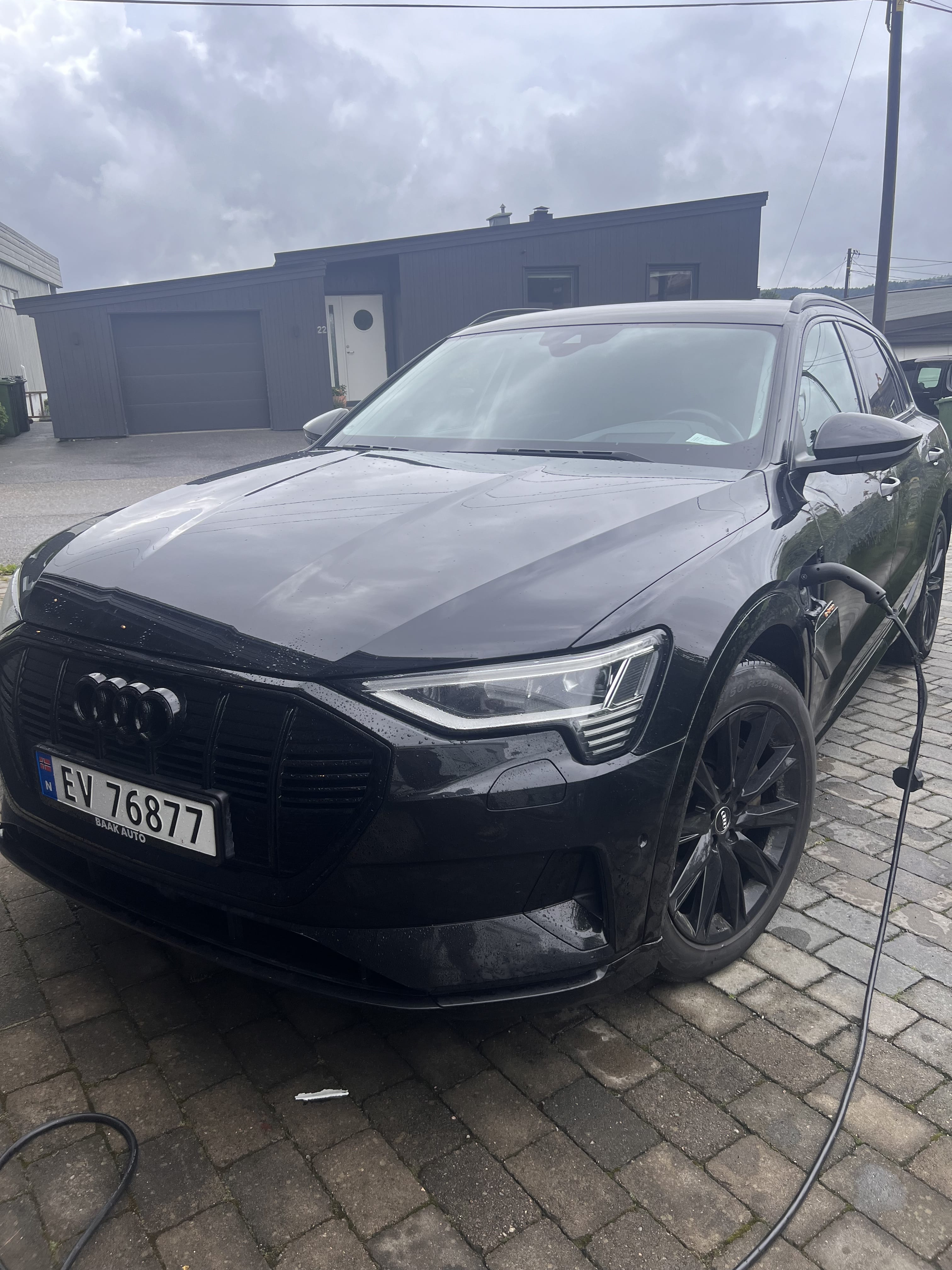 Audi e-tron, 2019, Elektrisk, automatisk
