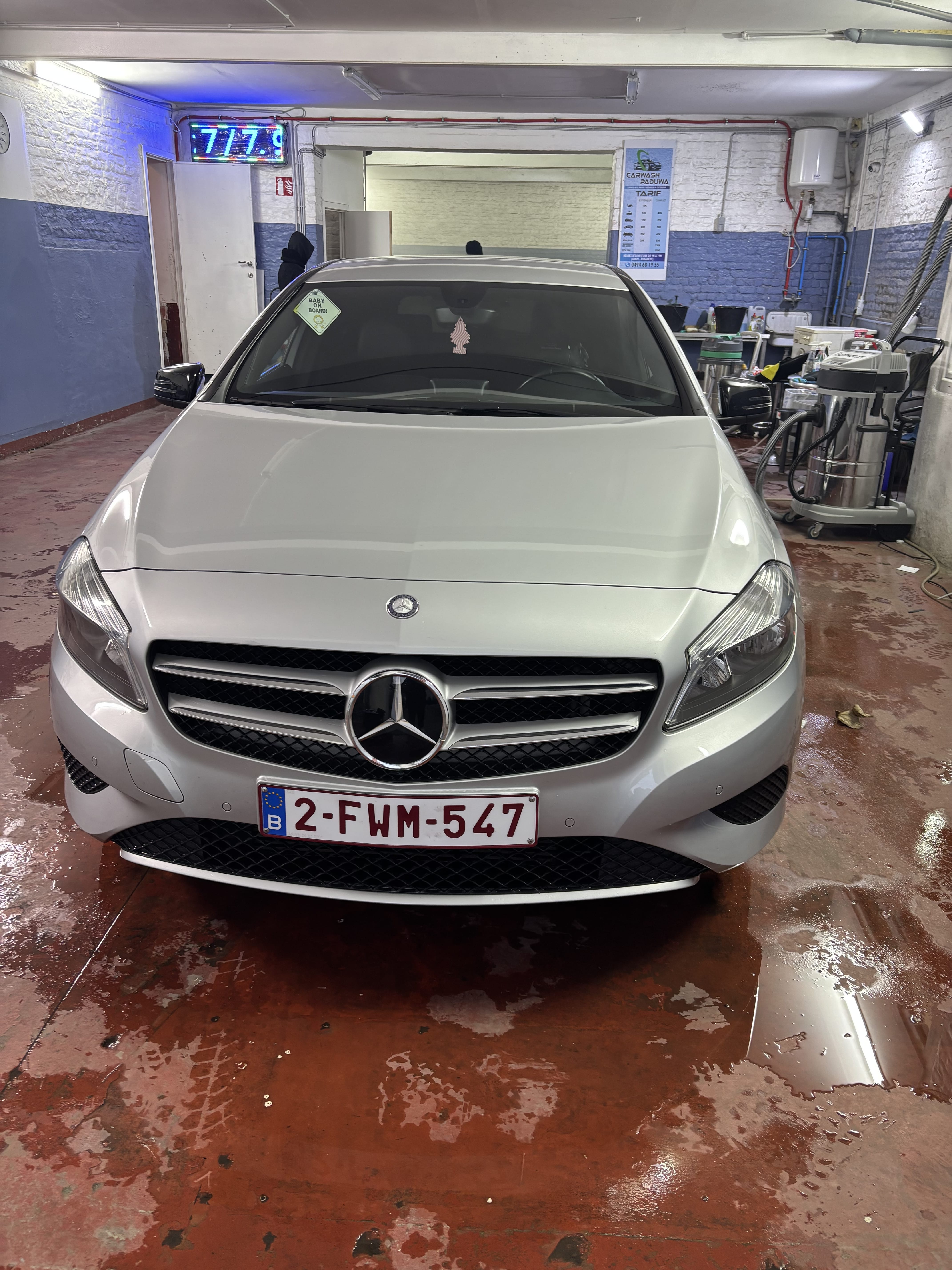 Mercedes-Benz Classe A 180, 2015, Euro 95 (E10), automatique