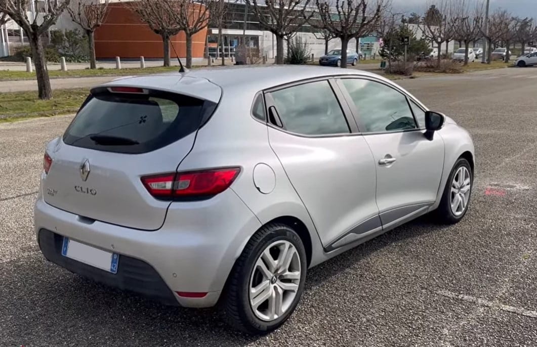 Renault Clio avec GPS