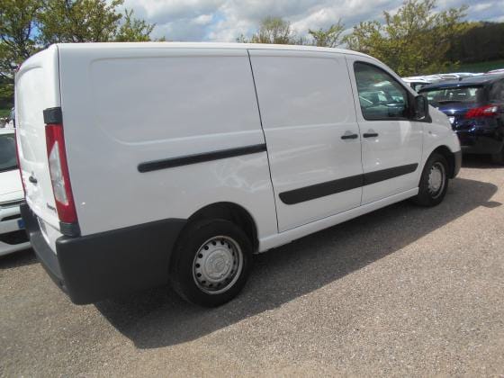 Location Utilitaire Citroen Jumpy 2013 Diesel à Orléans (La Source