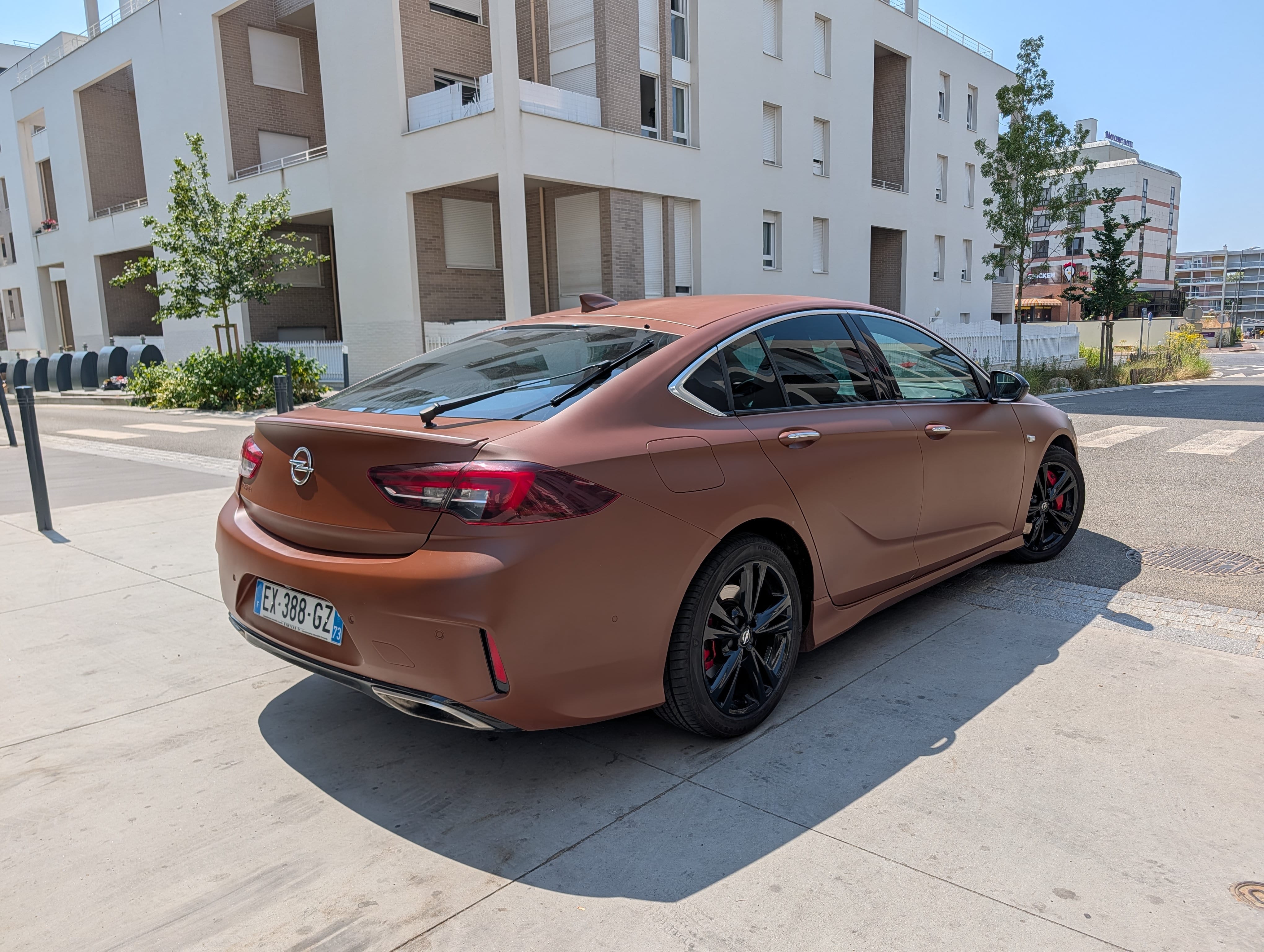 Opel Insignia 2.0 bi-turbo avec Caméra de recul