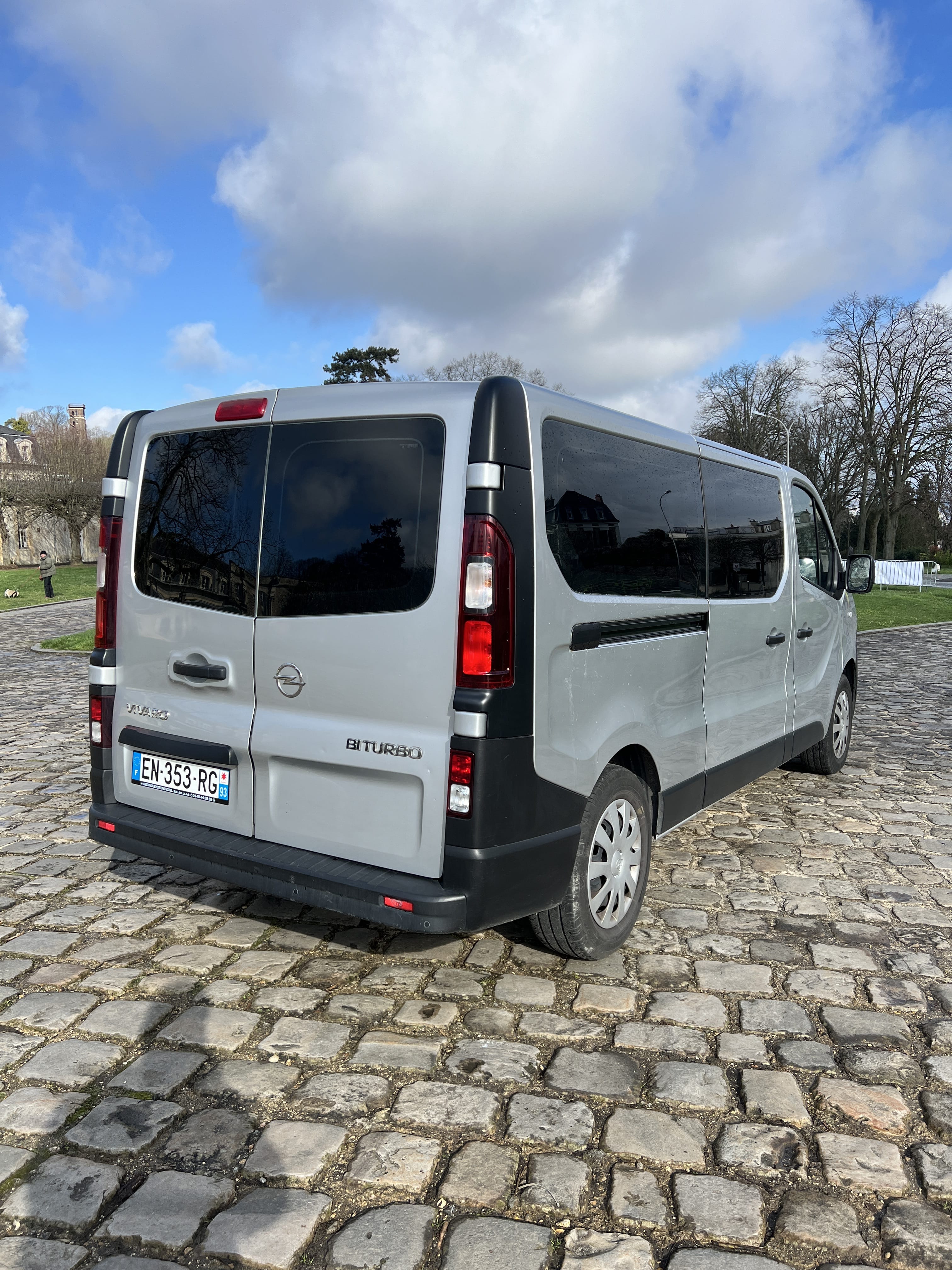 Opel Vivaro Combi avec Régulateur de vitesse