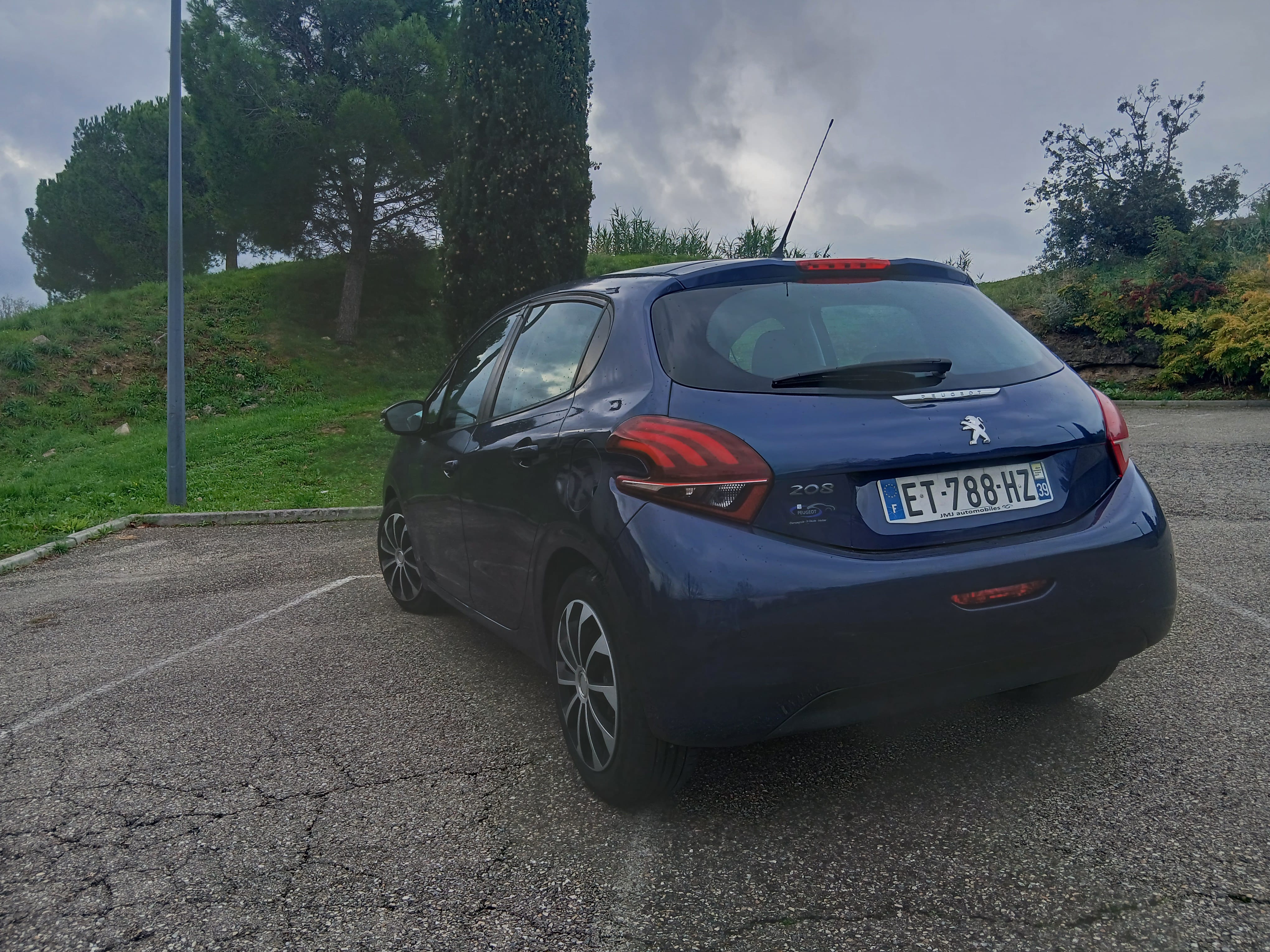 Peugeot 208 con GPS