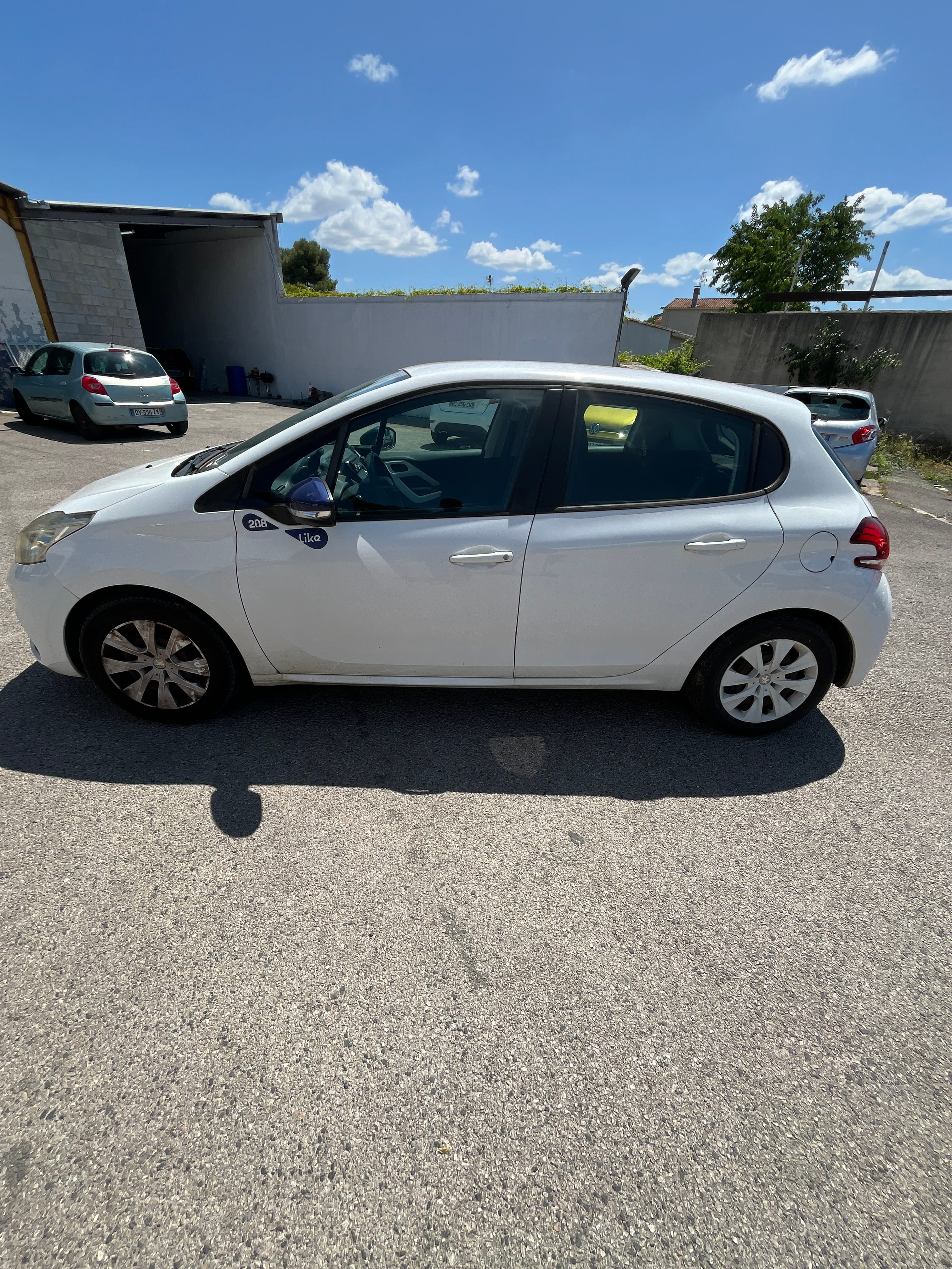Peugeot 208 avec Climatisation