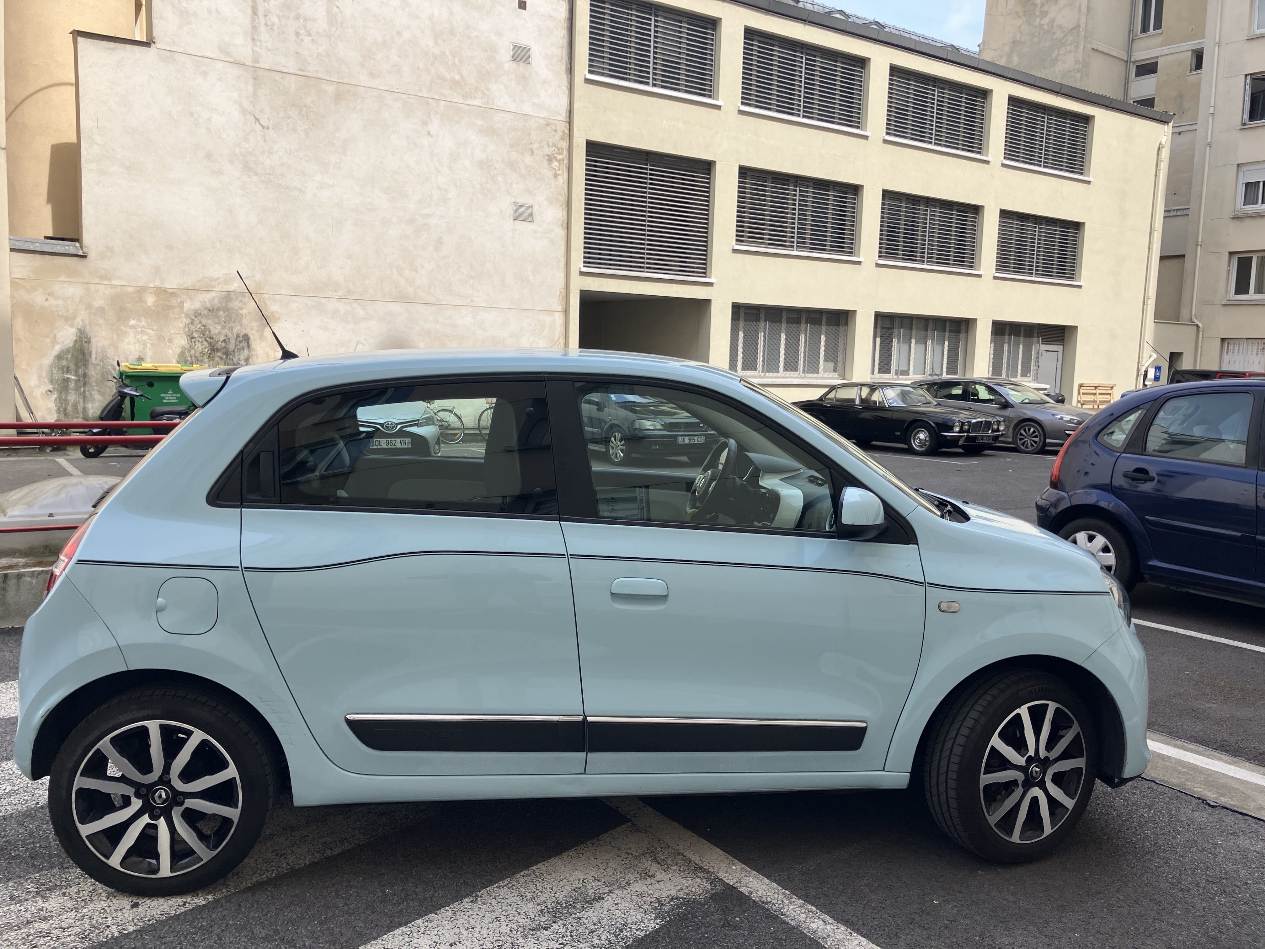 Renault Twingo III avec Climatisation
