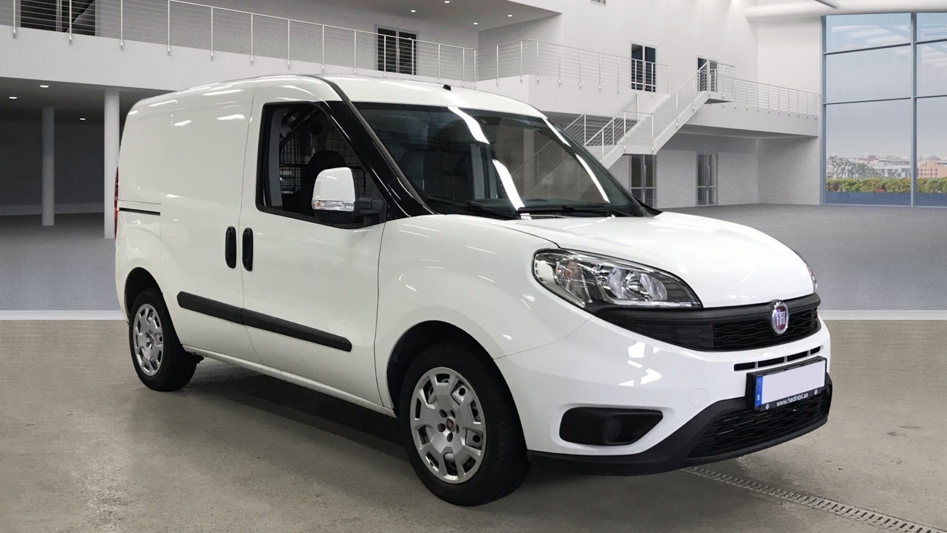 Fiat Doblo Cargo essence et GNV, 2015