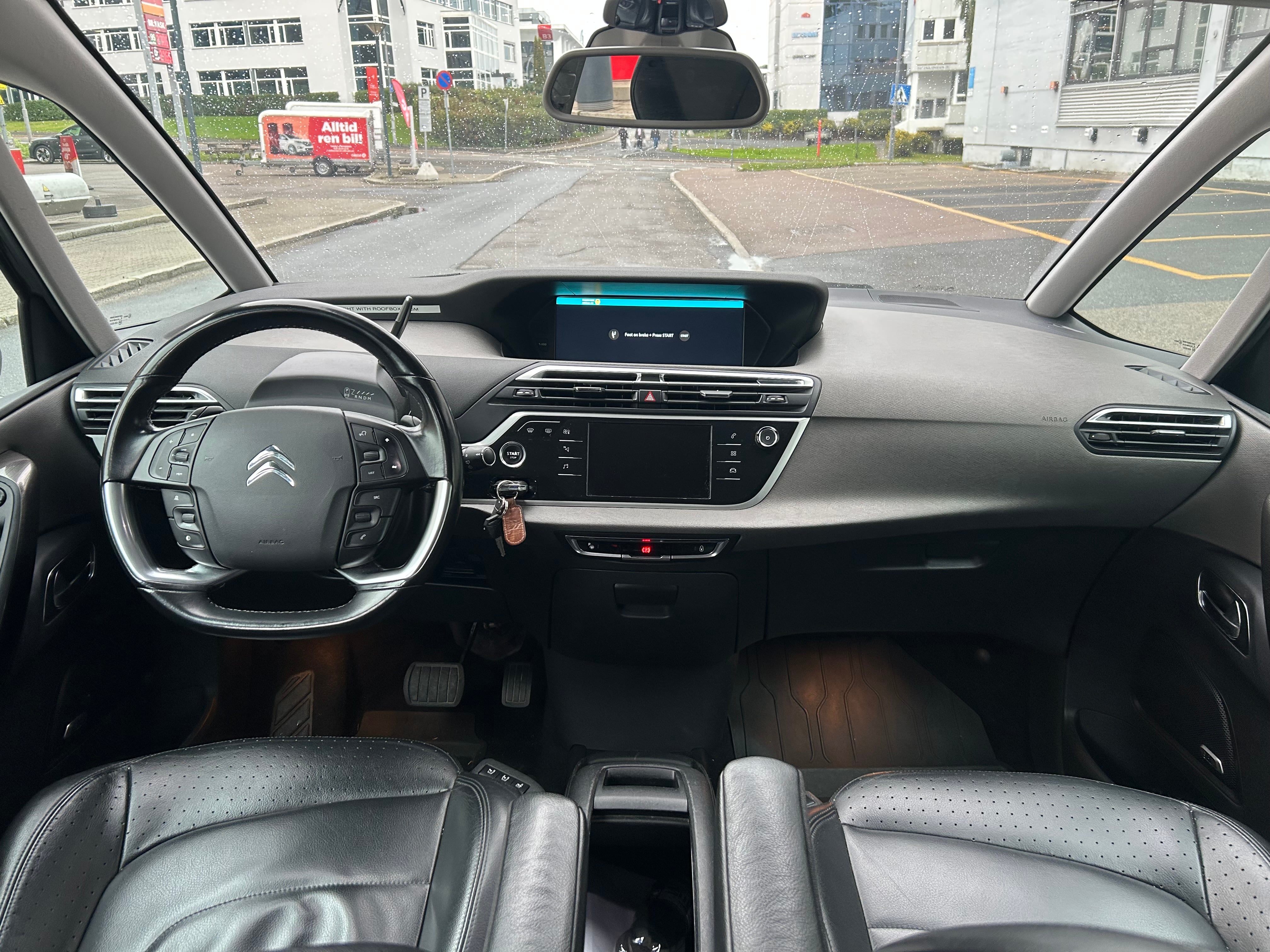 Citroen C4 Picasso 1.6 THP 165HP med GPS