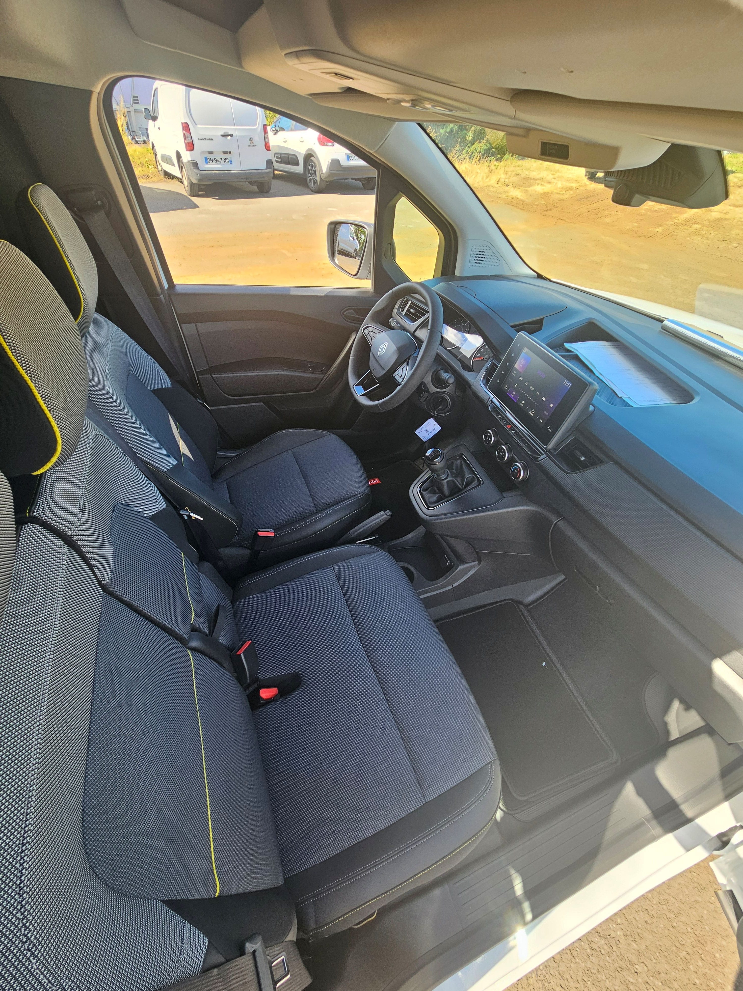 Renault Kangoo avec Siège bébé