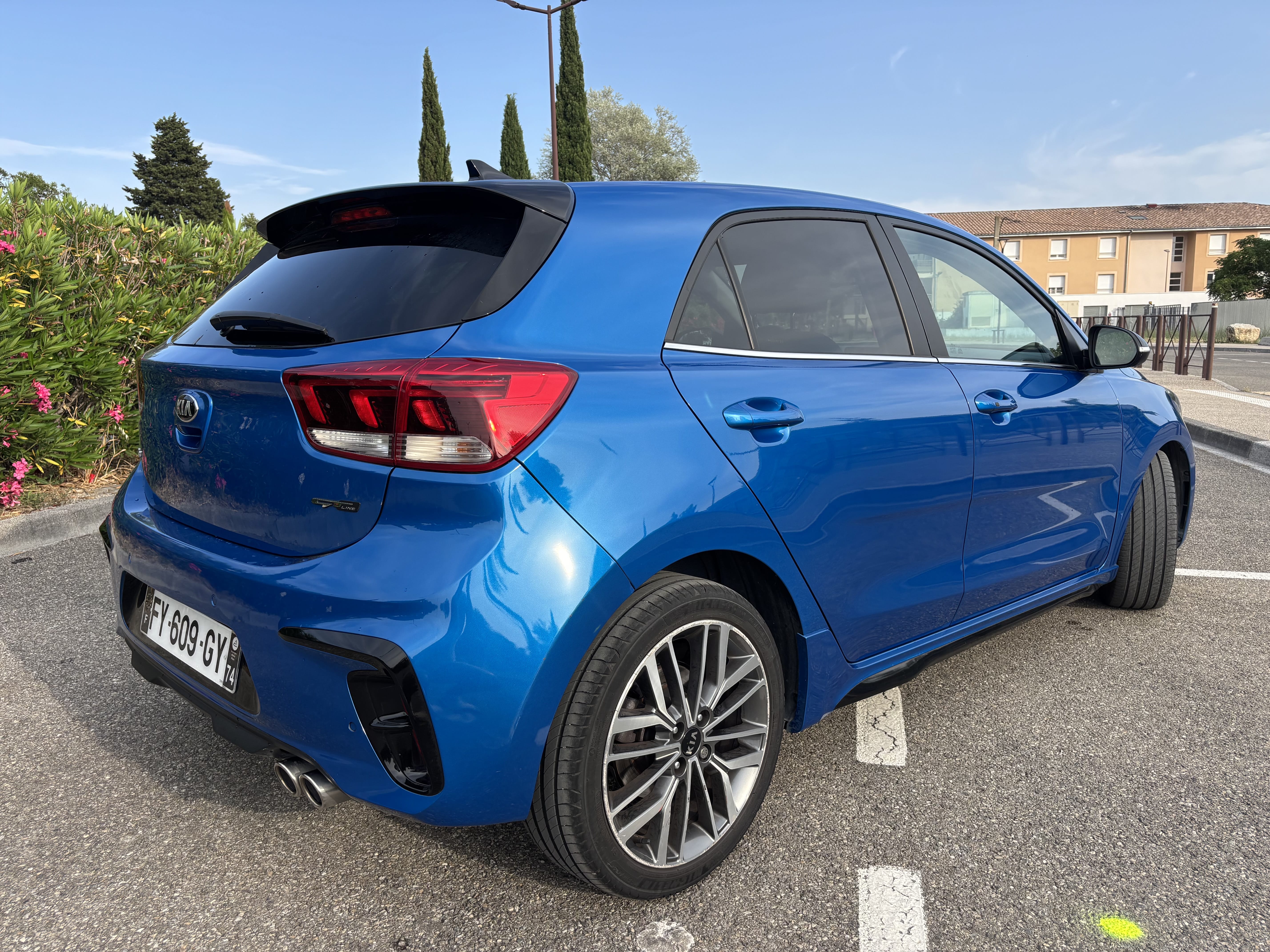 Kia Rio avec Régulateur de vitesse