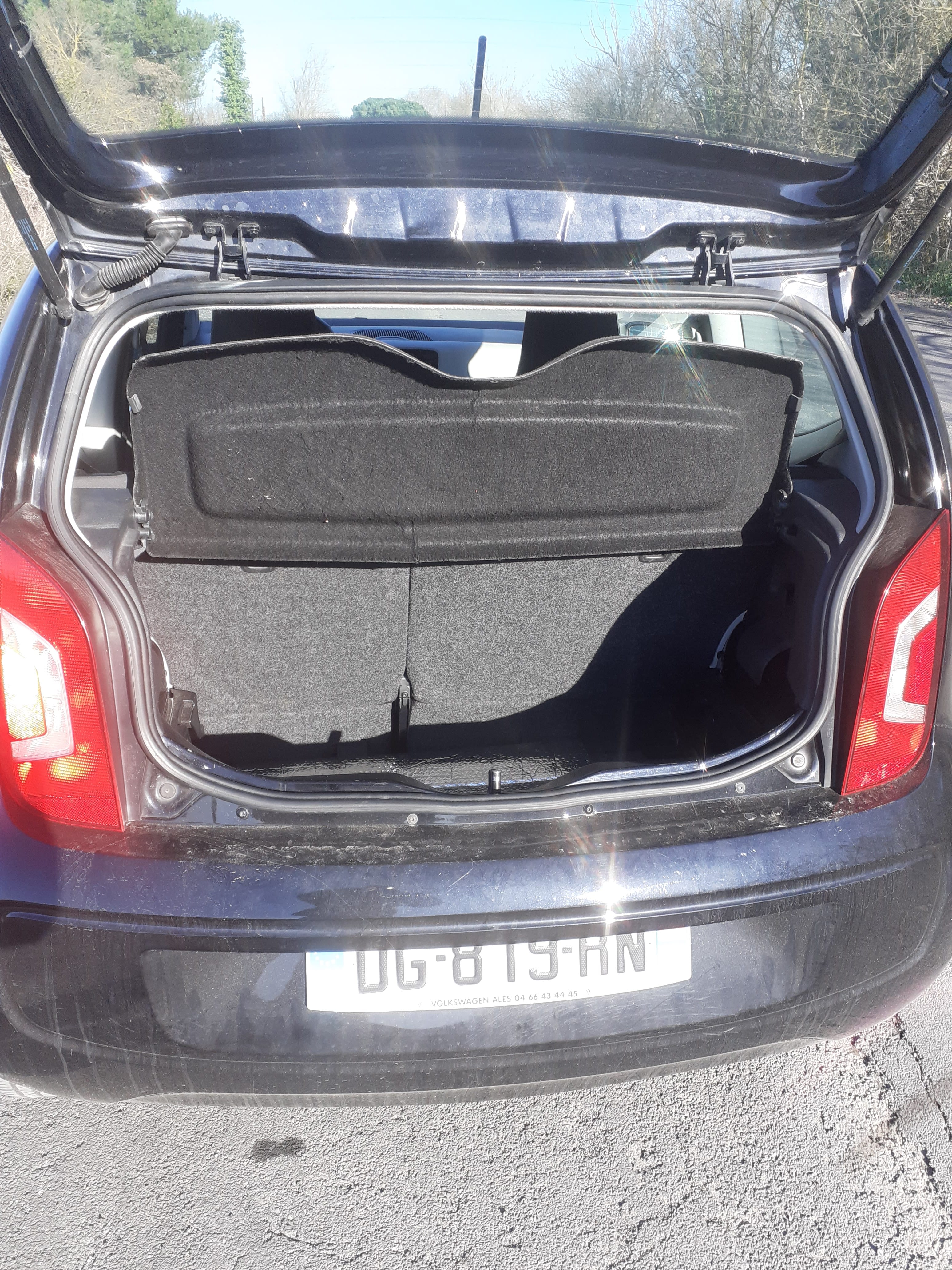 Volkswagen Up! avec Autoradio