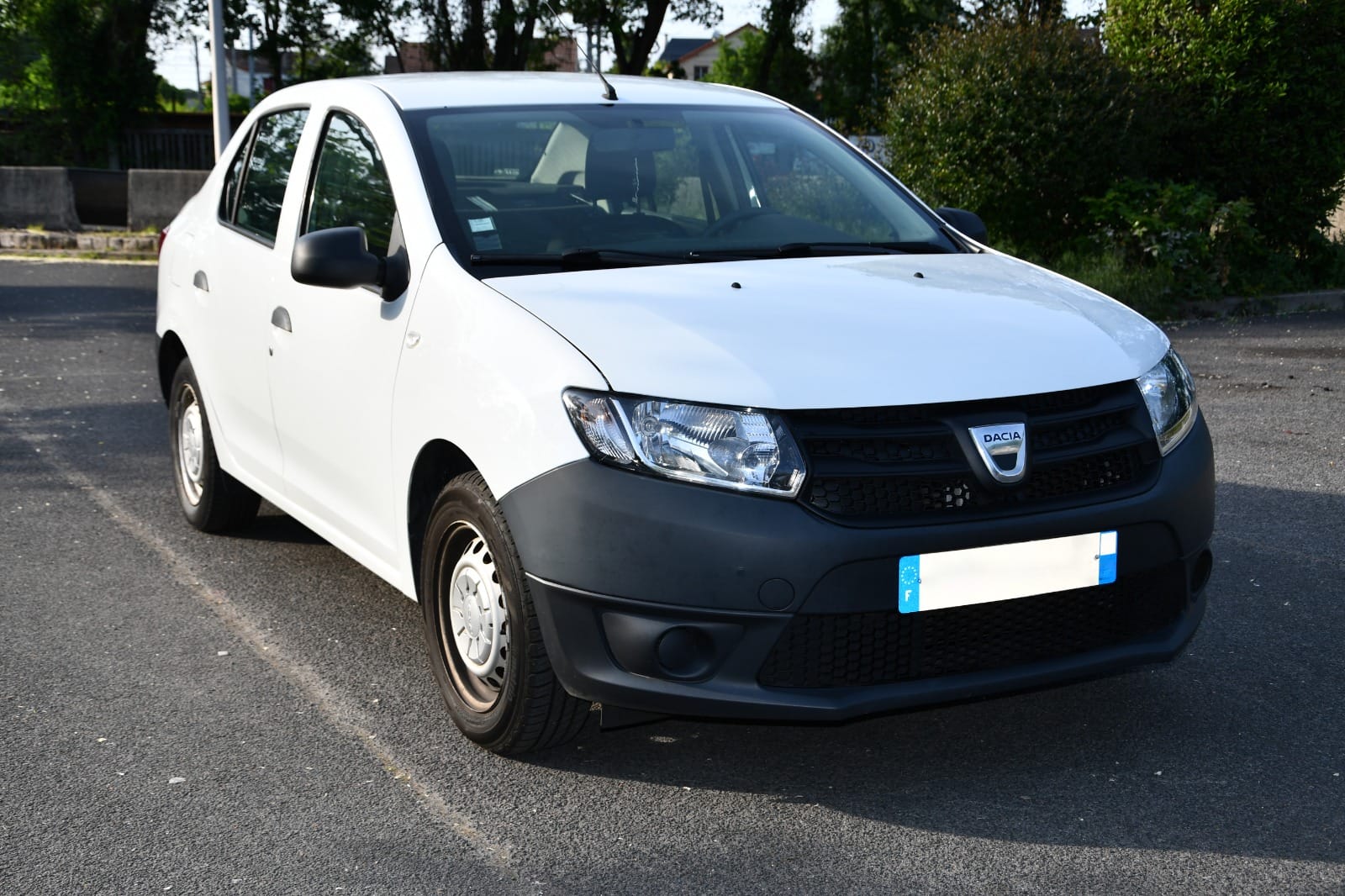 Dacia Logan 1.2, 2013, Essence 98