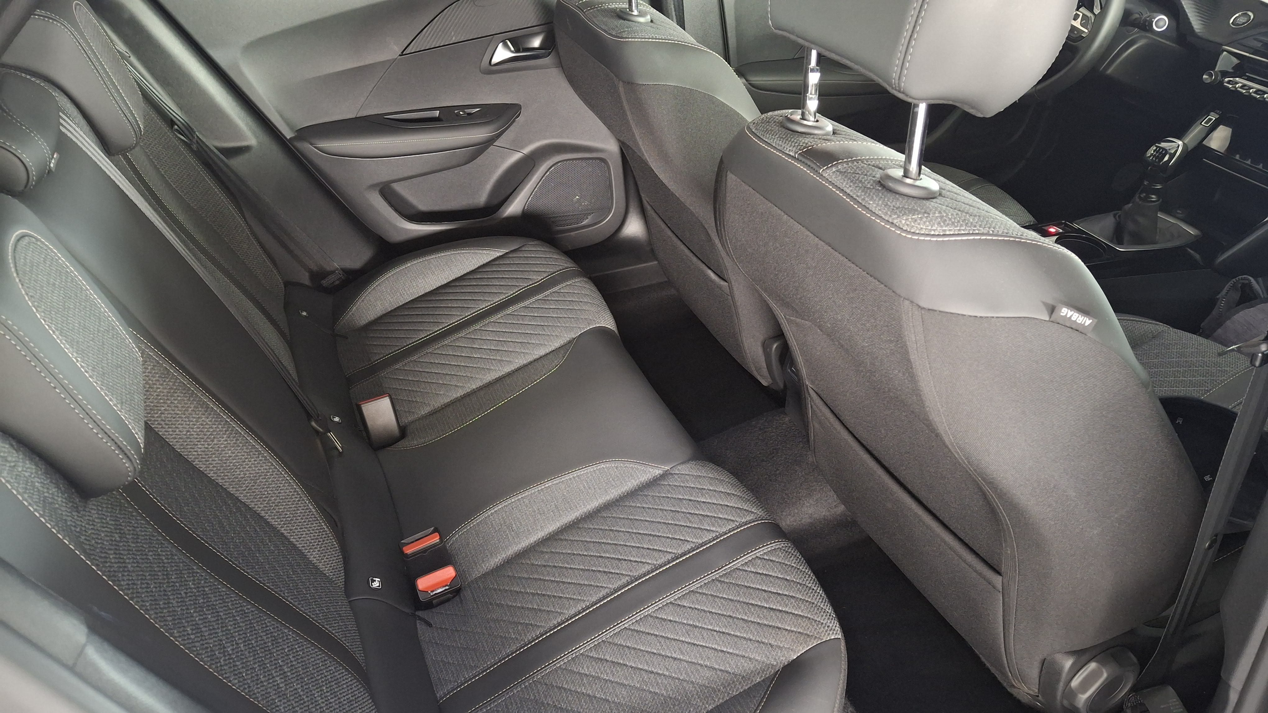 Peugeot 2008 Allure PureTech 100 S&S 6 Vel. MAN - 0784MPC med Firehjulstrekk