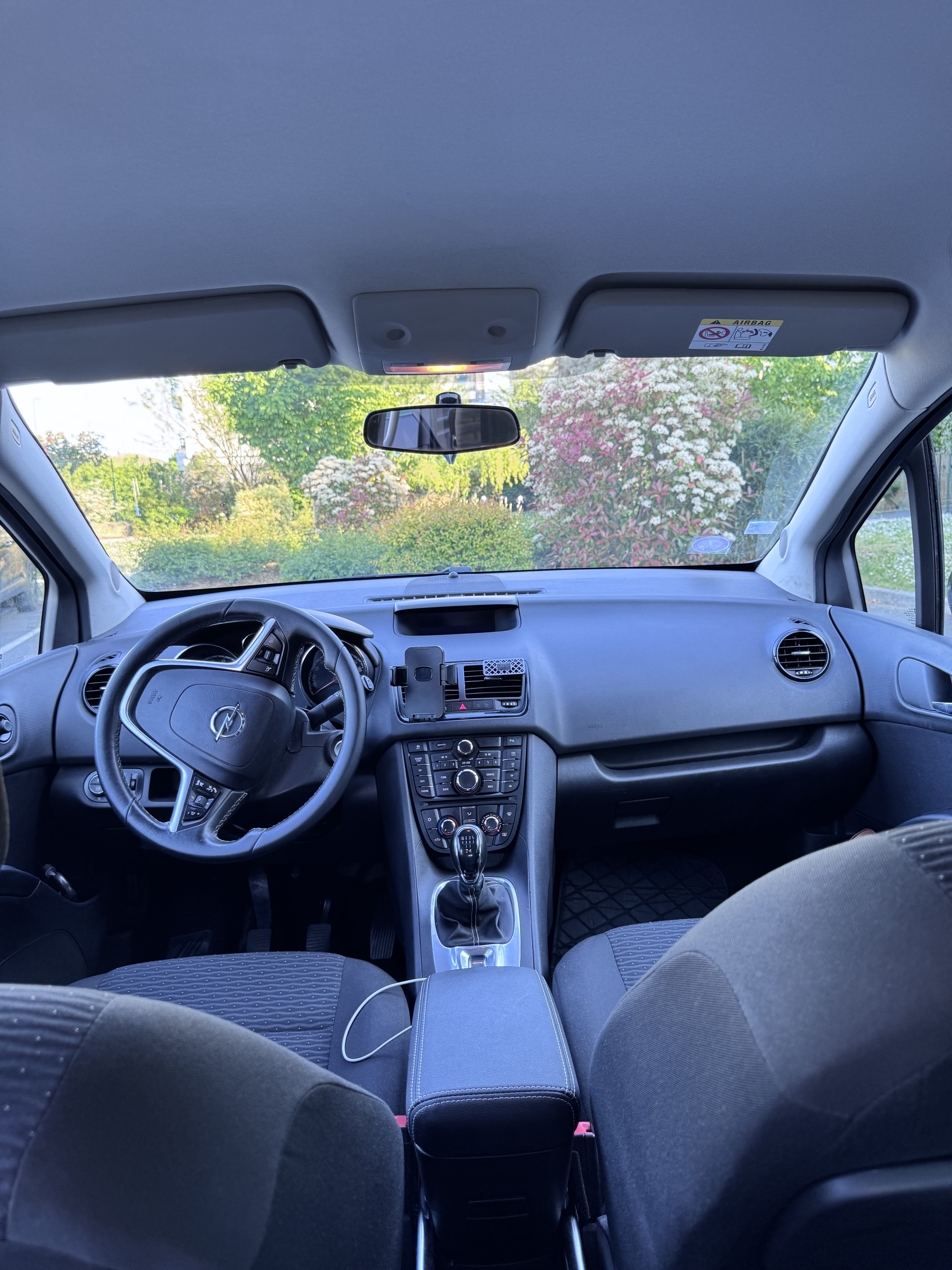 Opel Meriva avec Siège bébé