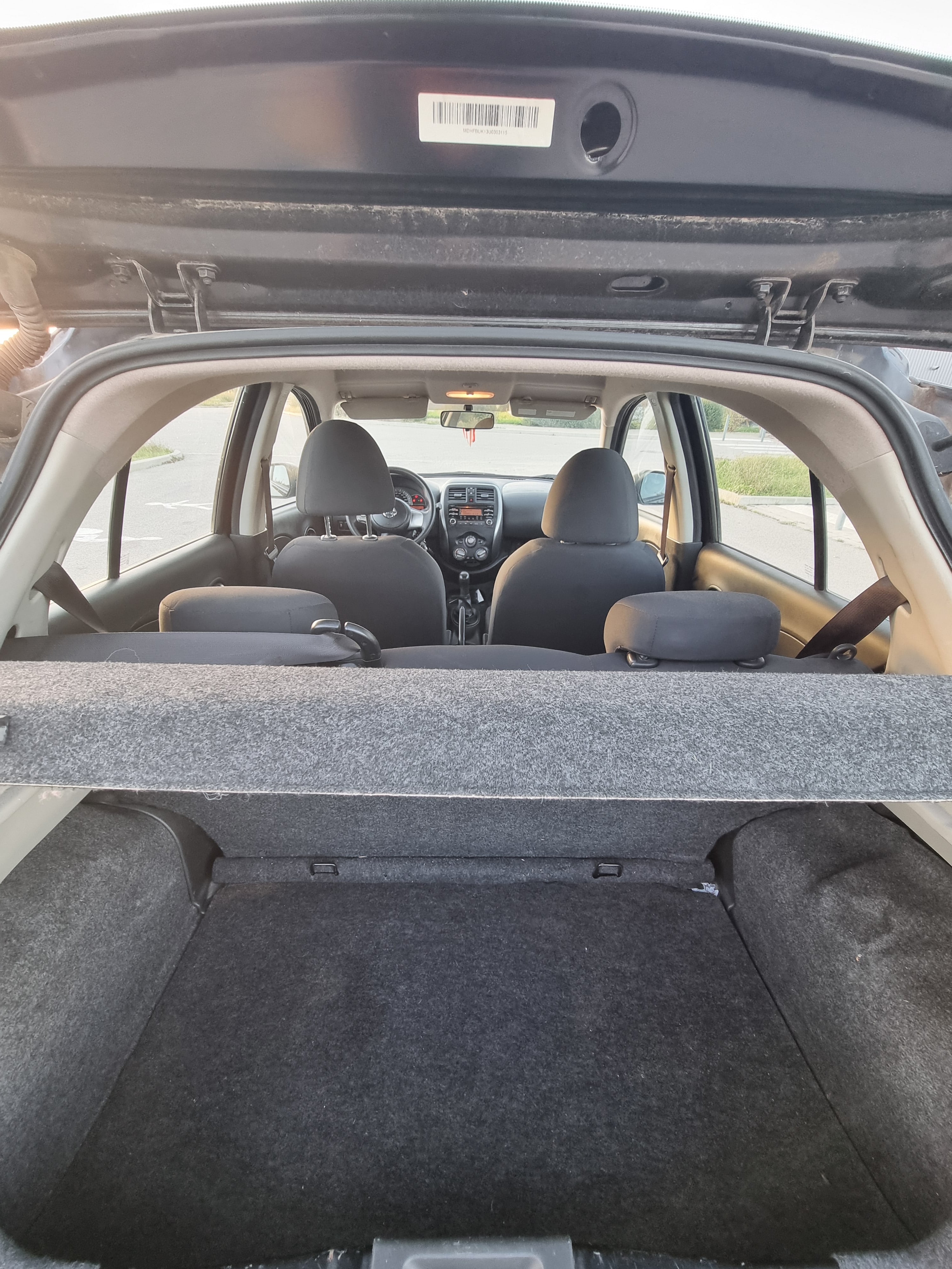 Nissan Micra avec Entrée audio / iPod