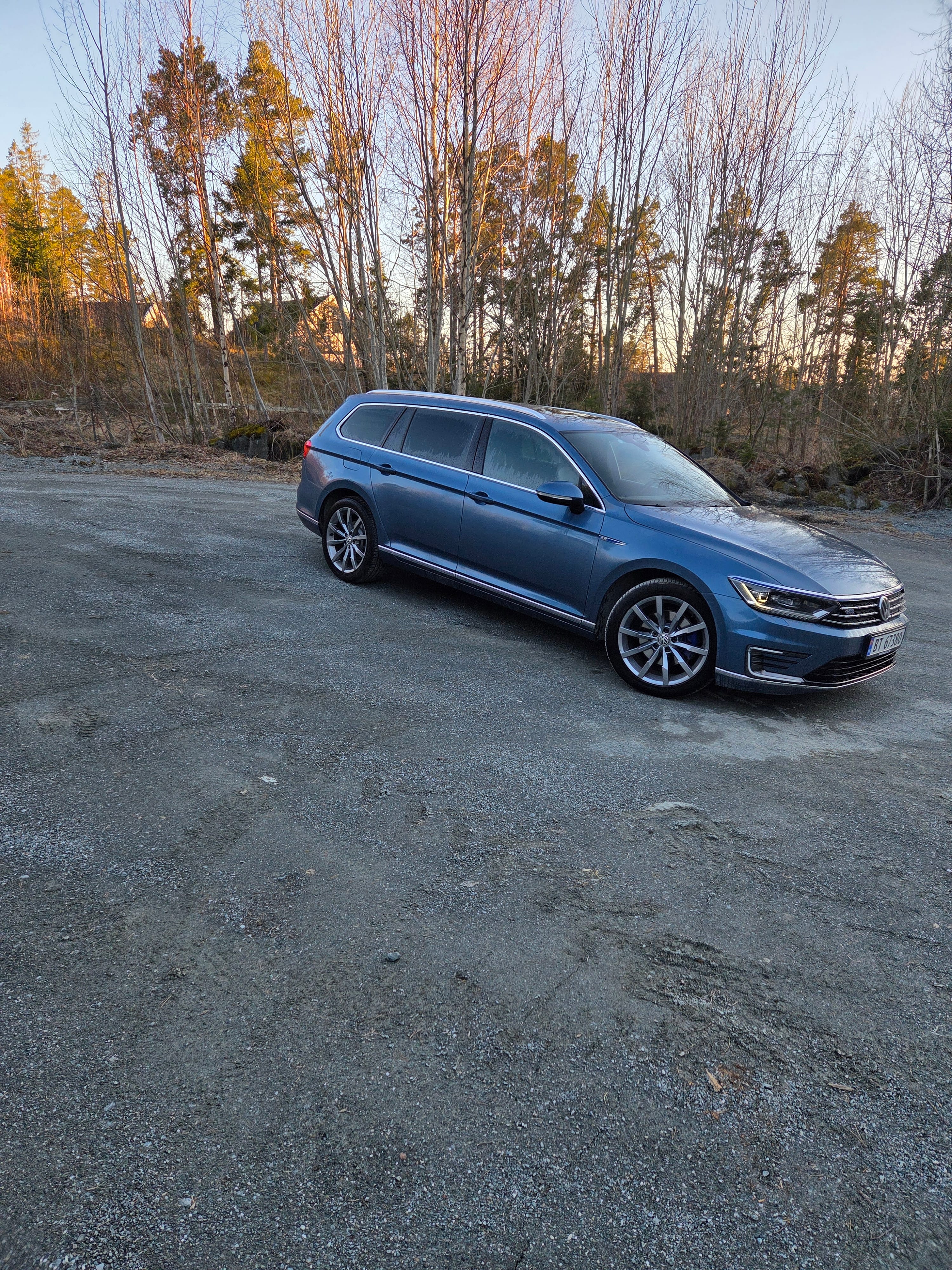 Volkswagen Passat GTE med Aircondition