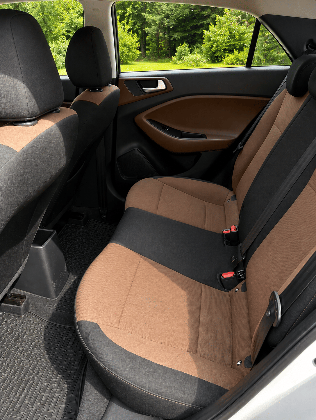Hyundai i20 1.2 bensin med USB ladeuttak
