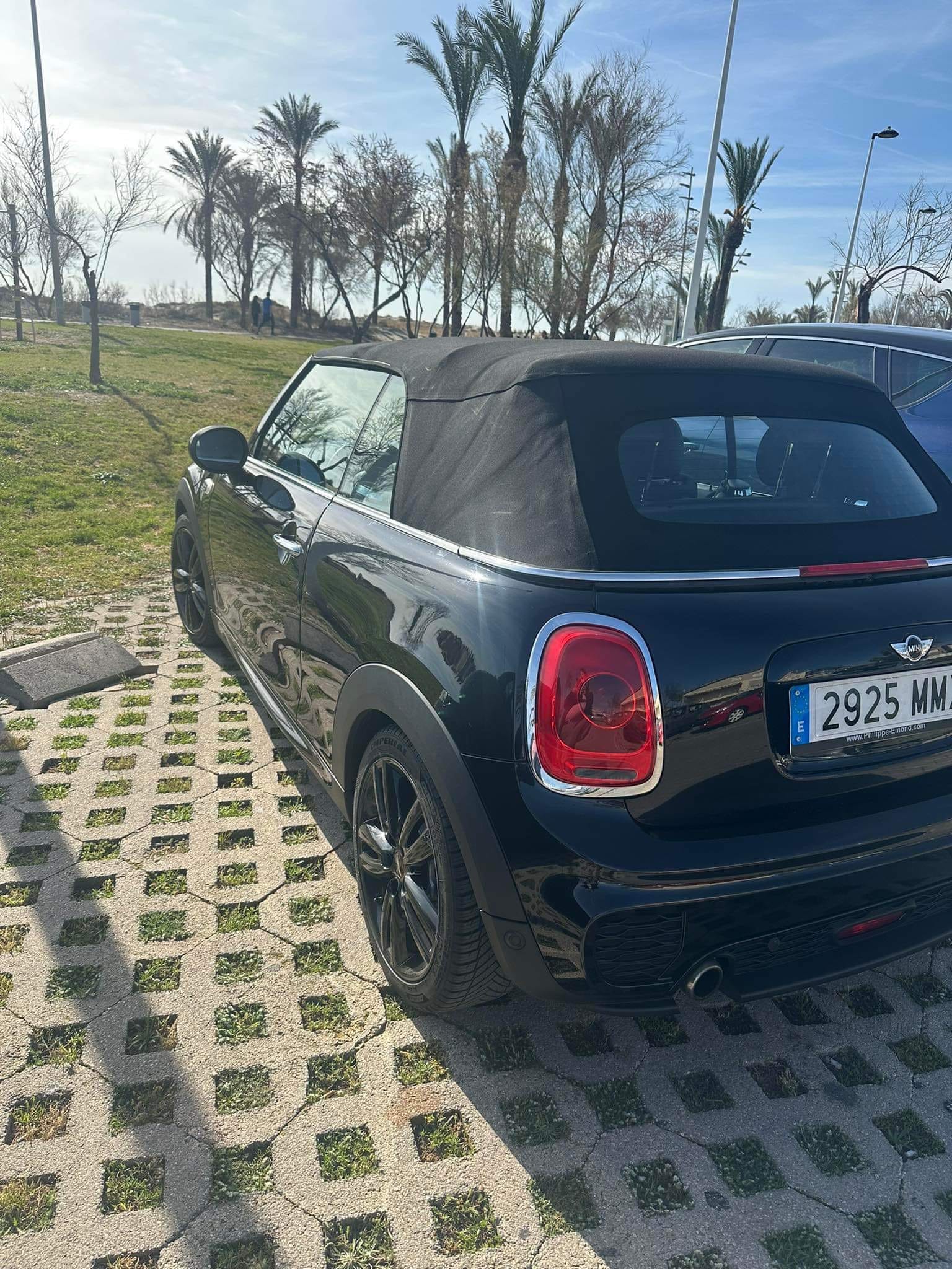 Mini Cooper D Cabriolet con GPS