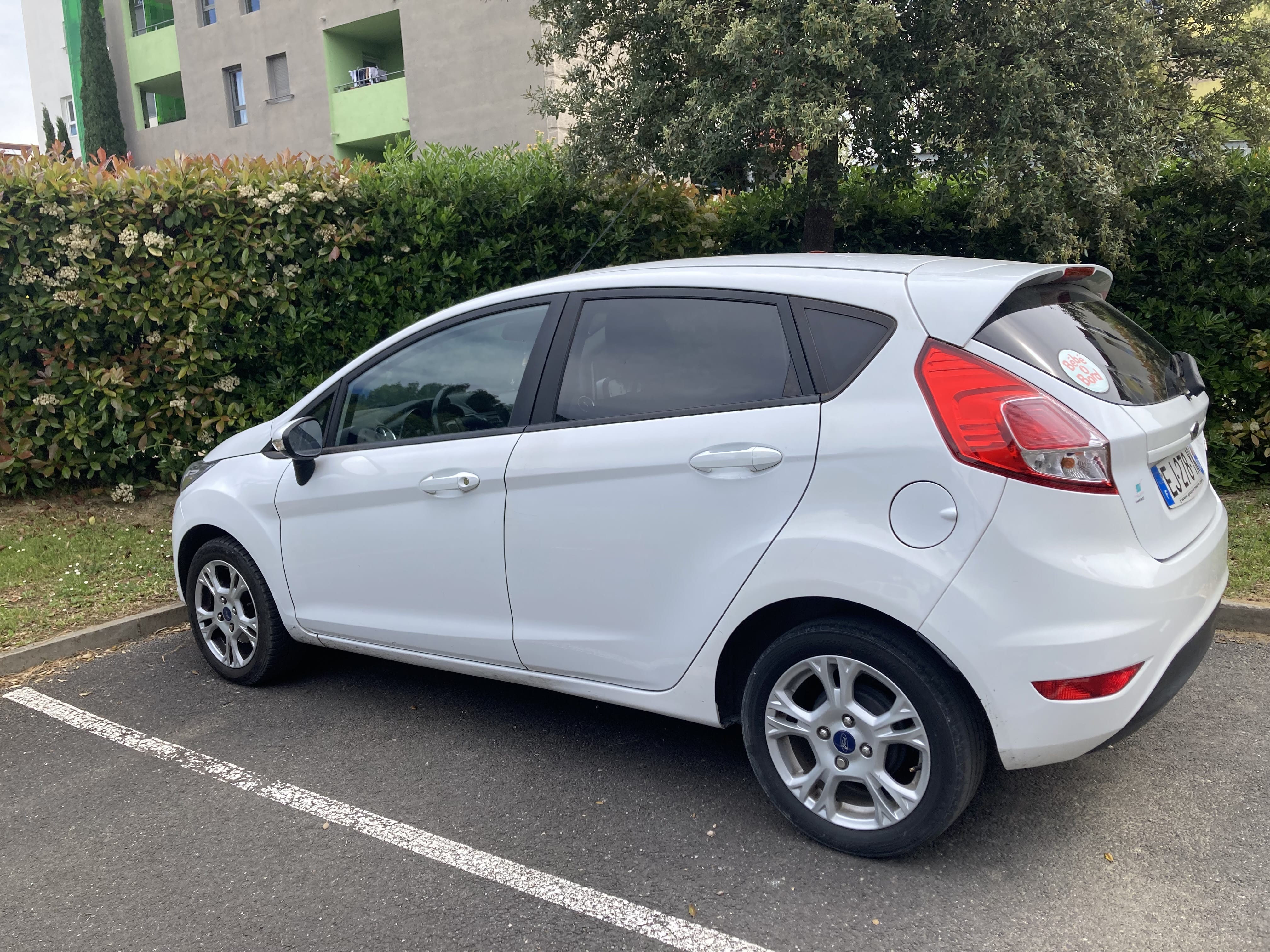 Ford Fiesta avec Climatisation