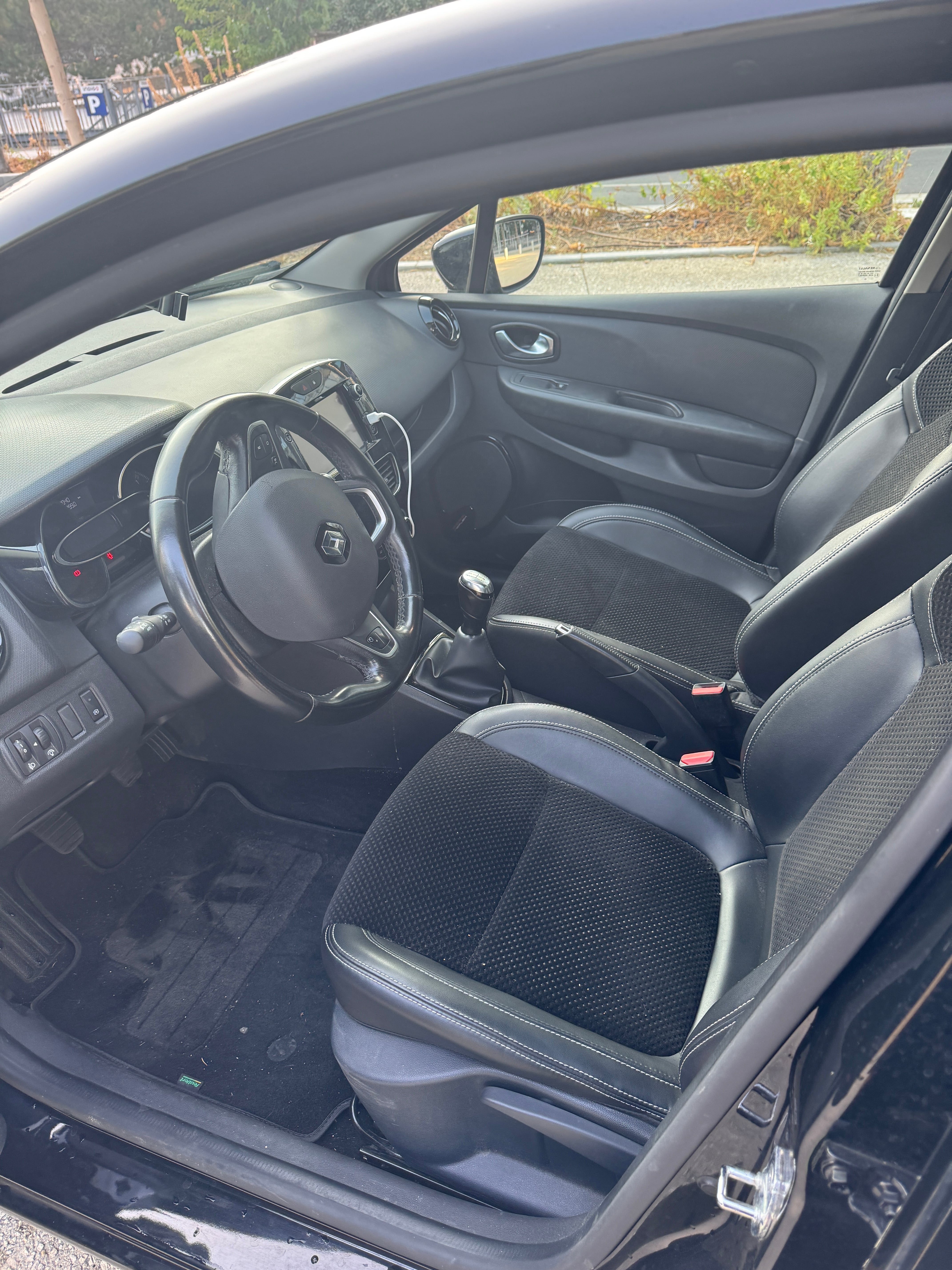 Renault Clio avec GPS