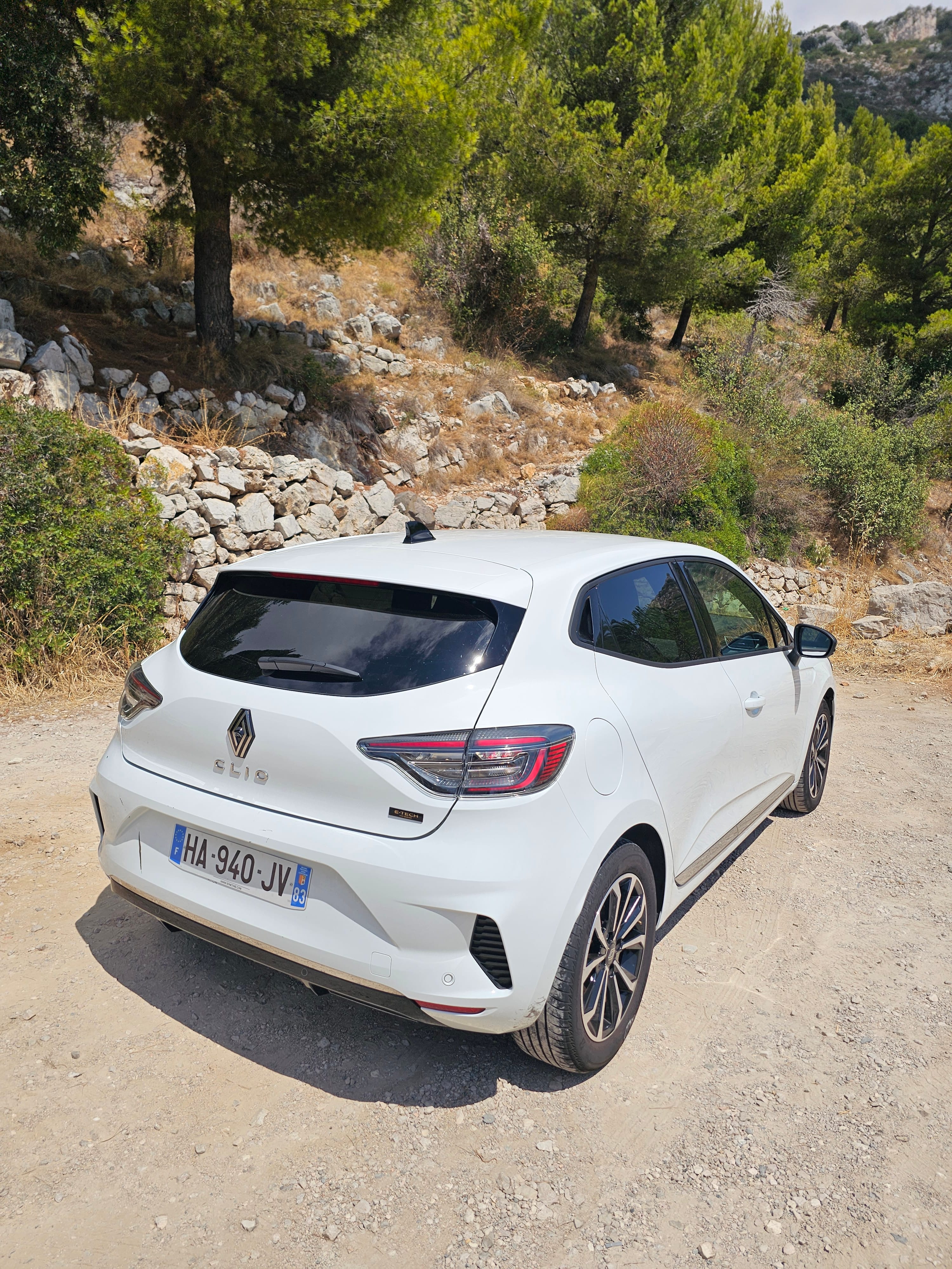Renault Clio E-tech con Audio Bluetooth