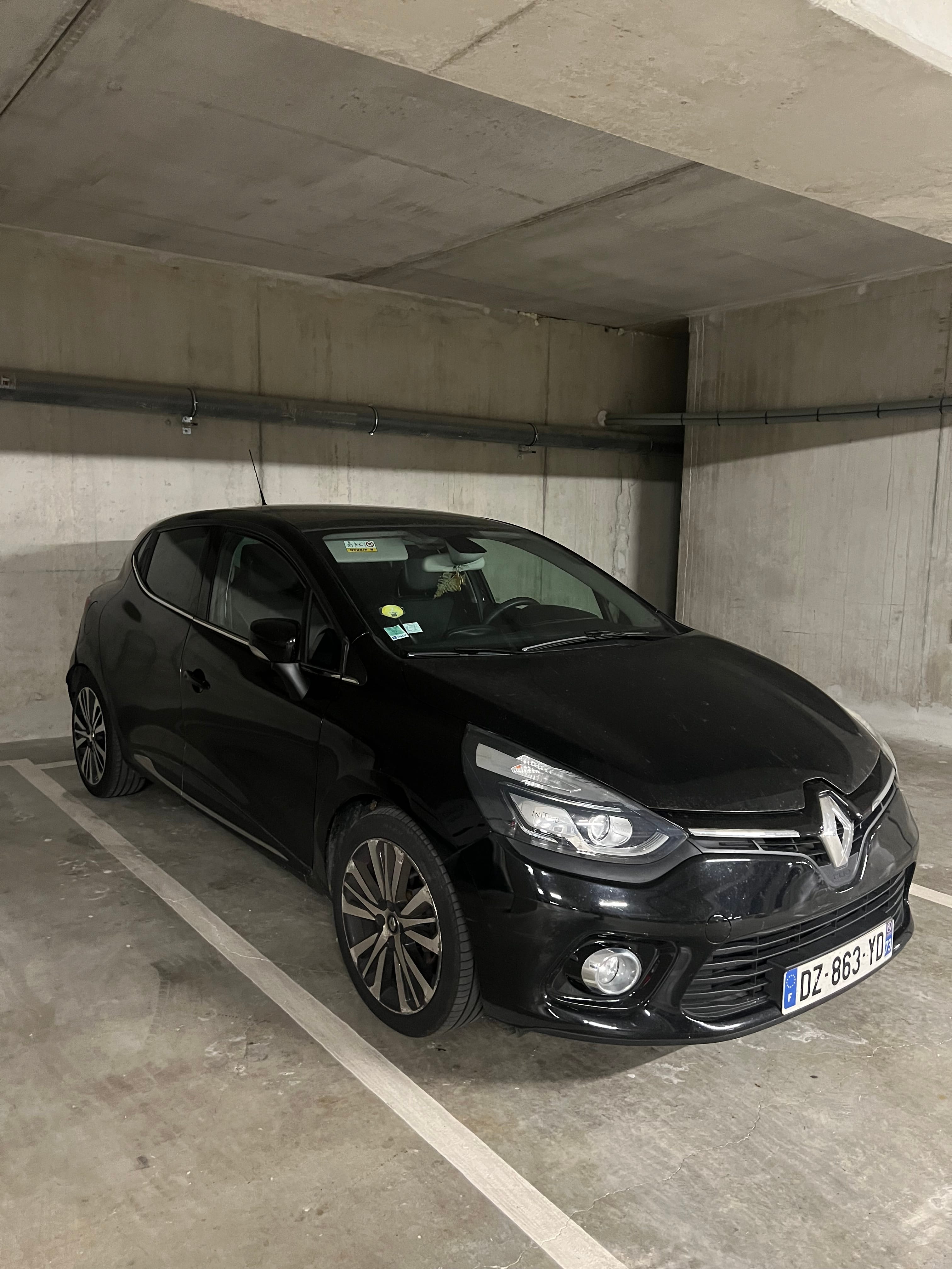 Renault Clio avec Climatisation