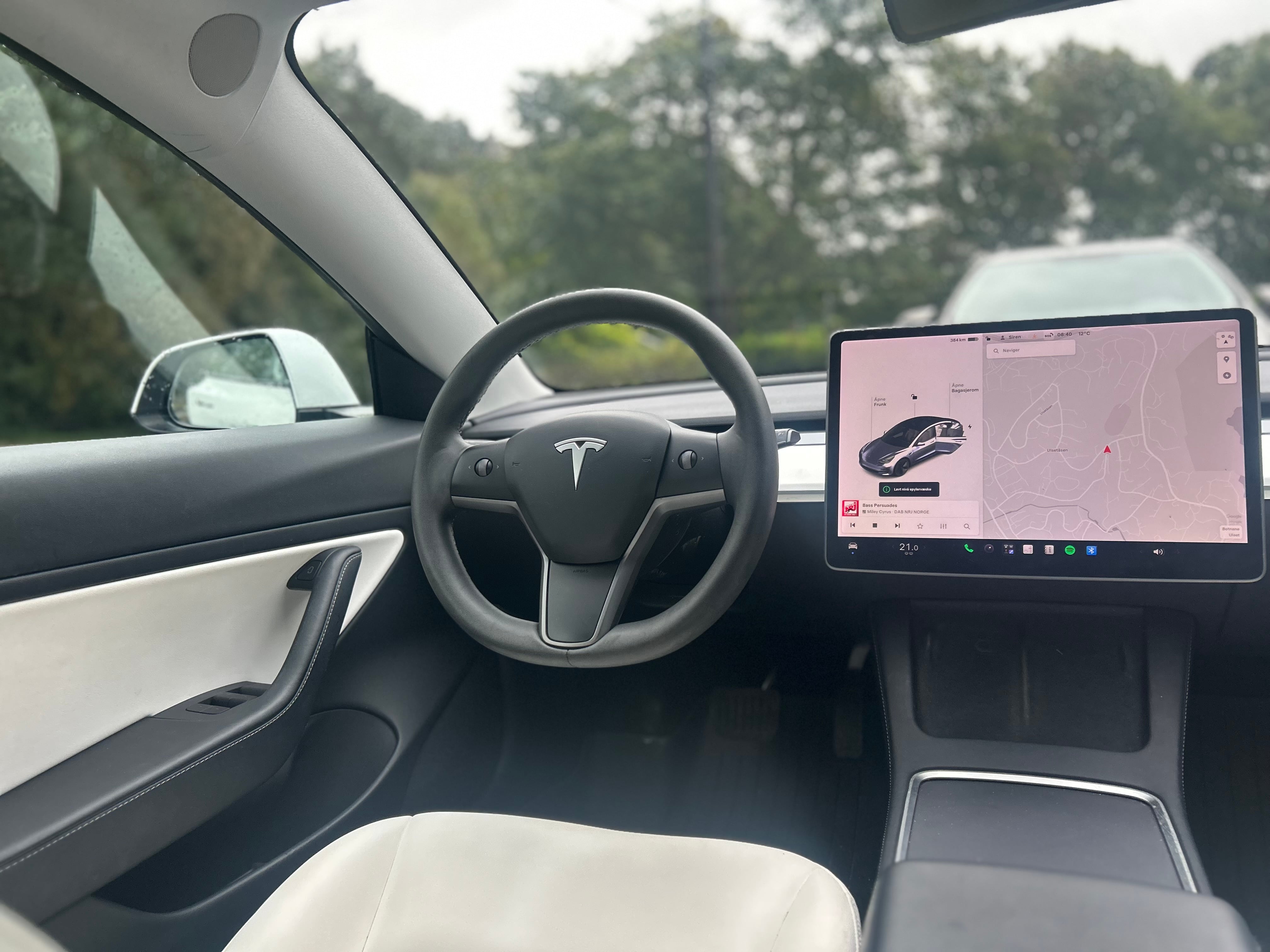 Tesla Model 3 med Firehjulstrekk