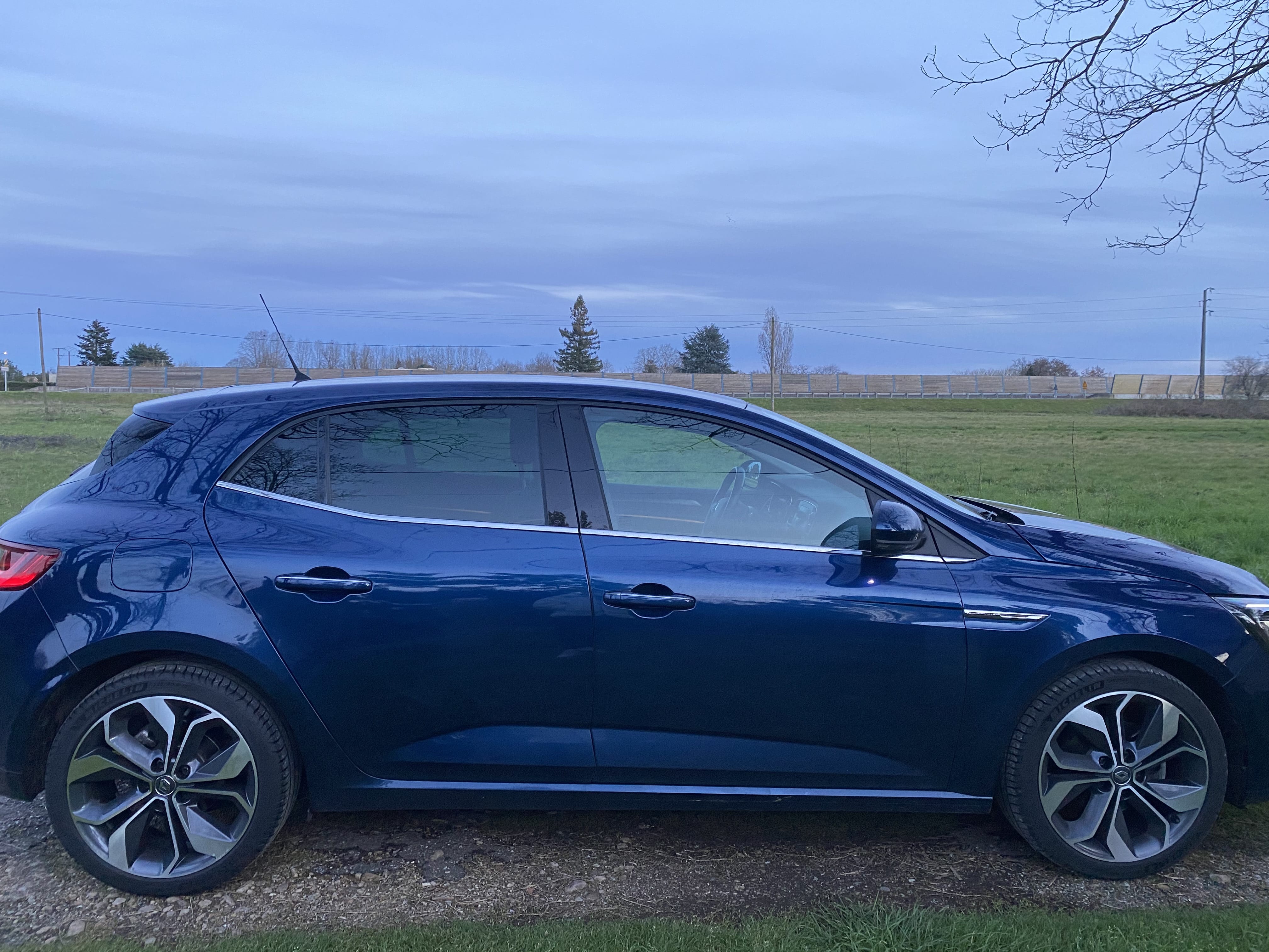 Renault Mégane IV TCE 130cv con GPS