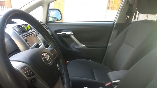 Toyota Verso con Control de velocidad