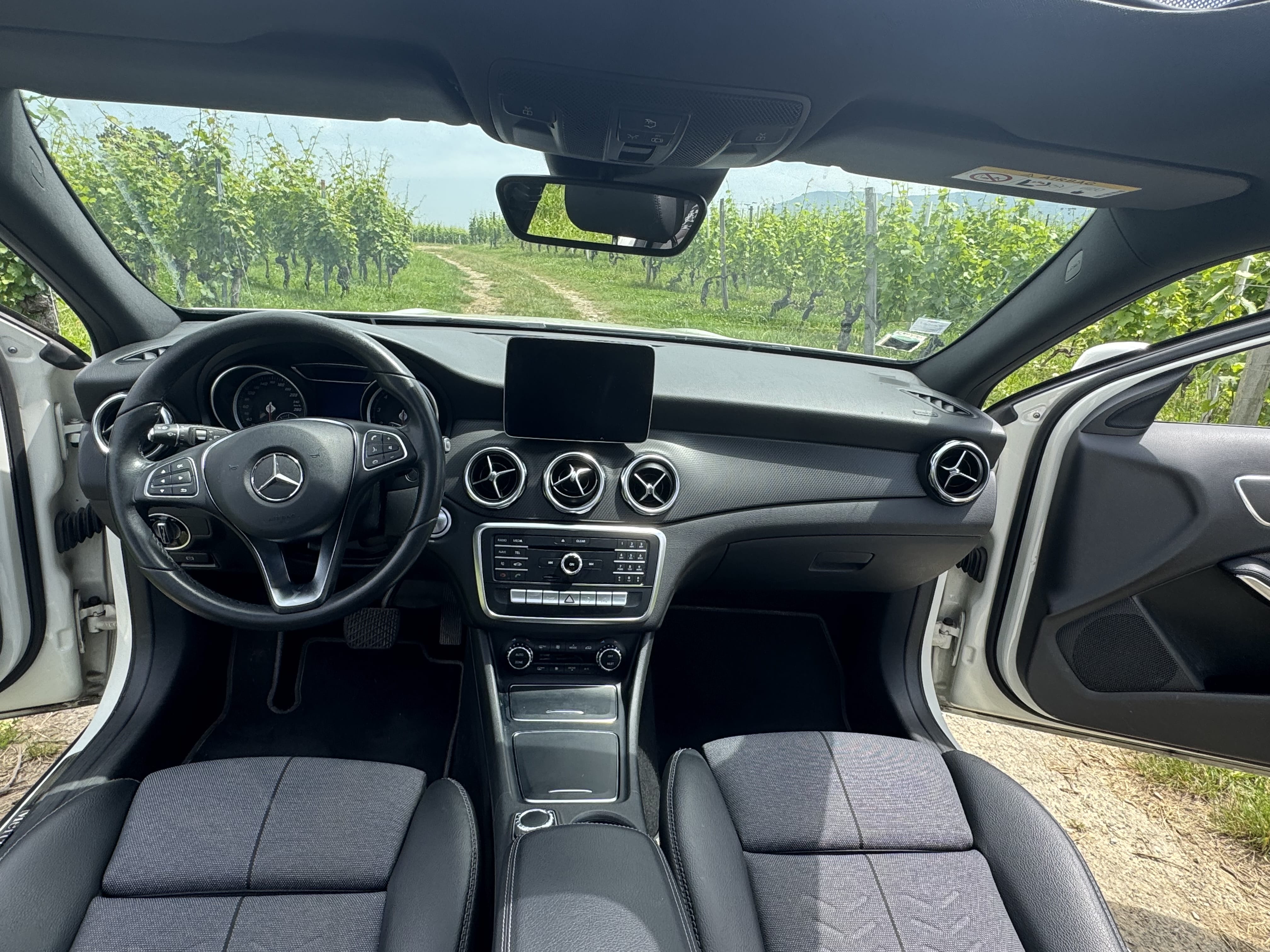 Mercedes-Benz Classe GLA avec Régulateur de vitesse