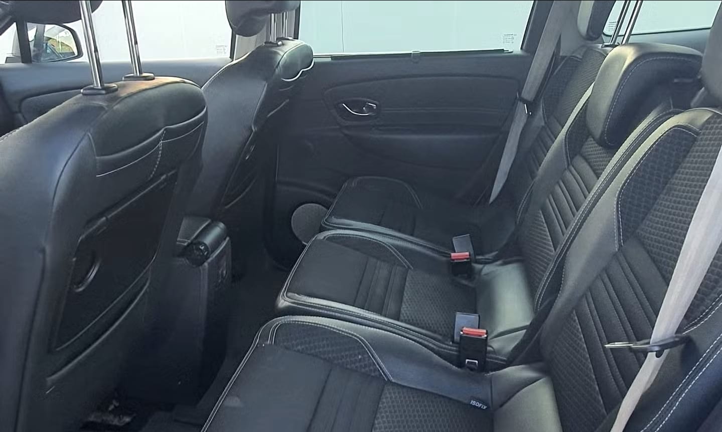 Renault Scenic avec Coffre de toit