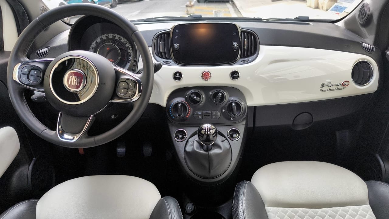 Fiat 500 C Hybride Cabriolet avec Audio Bluetooth
