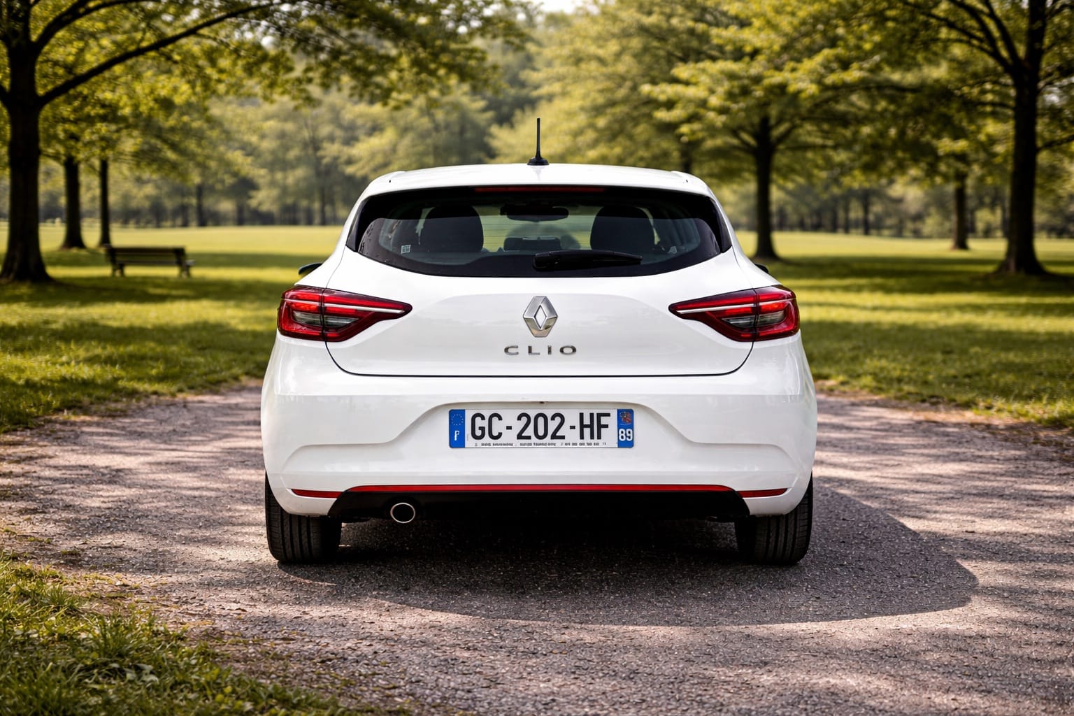 Renault Clio E-tech avec GPS